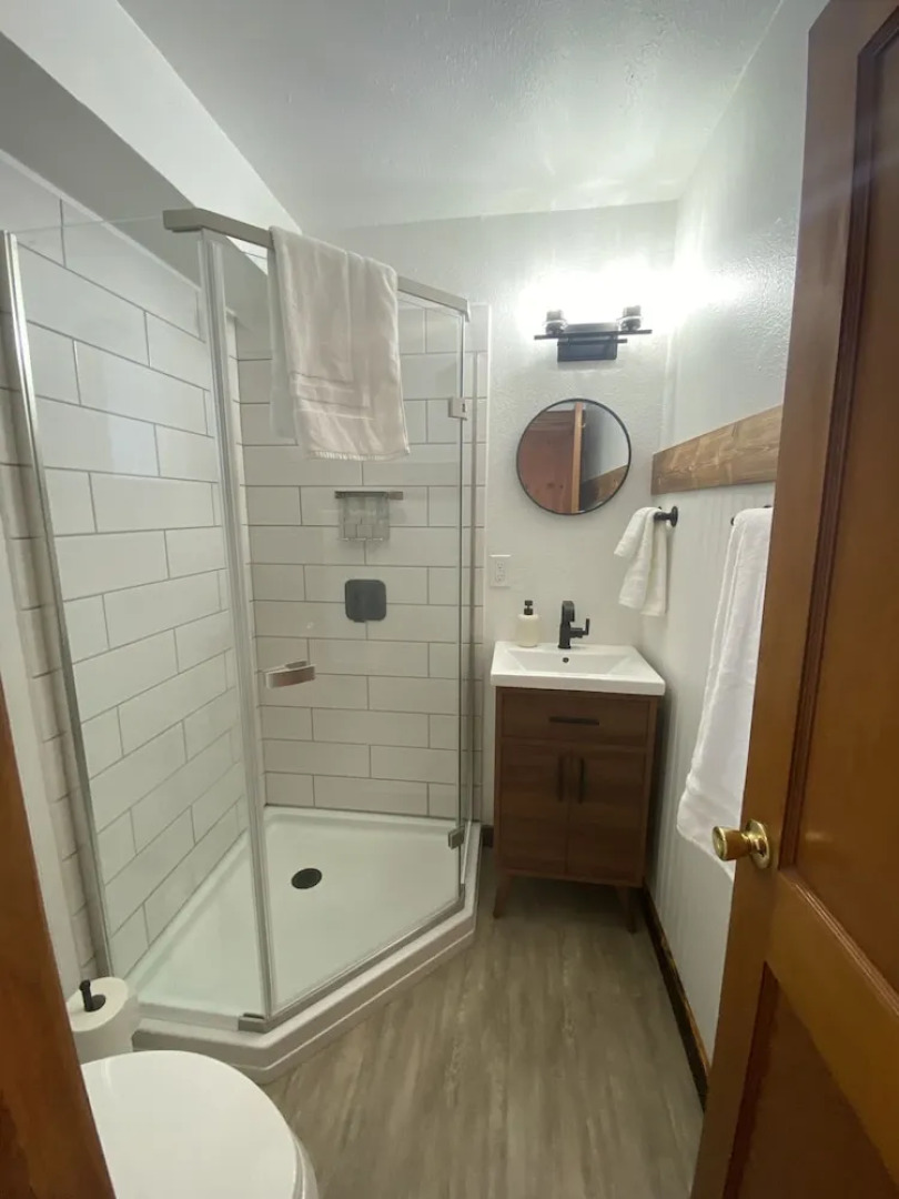 Columbia Point Resort