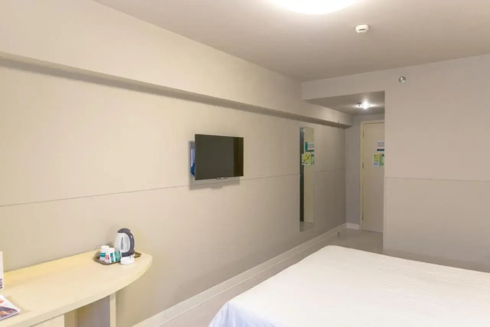 Puer King Land Hotel