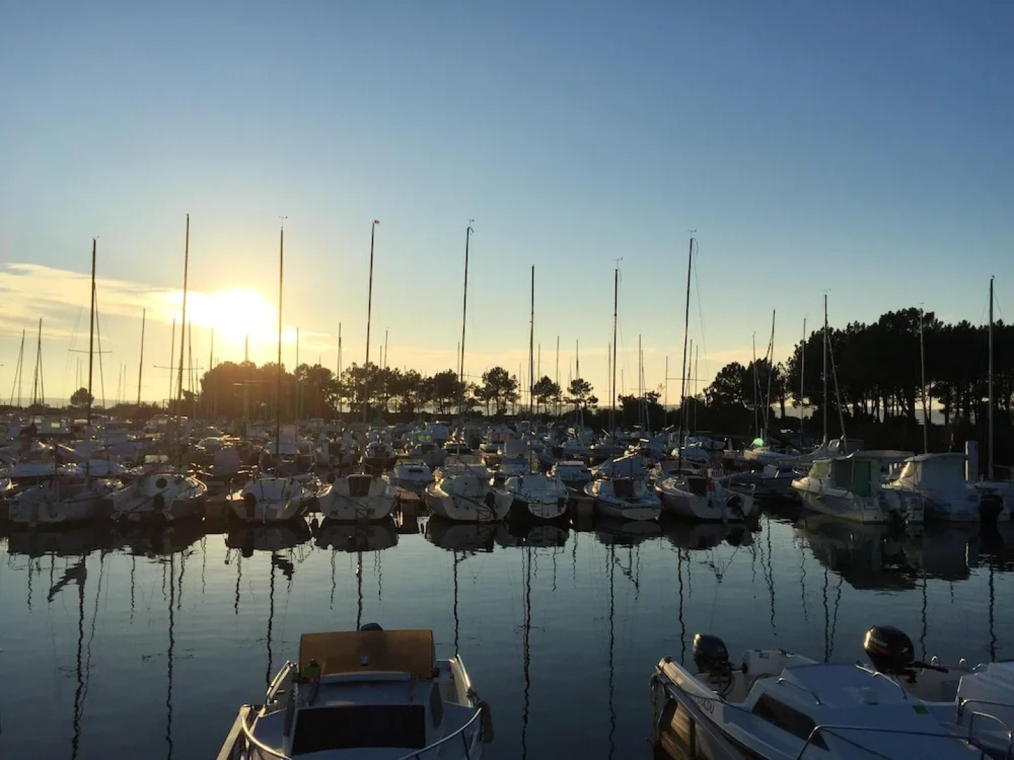 House With 4 Bedrooms in Hourtin, With Enclosed Garden