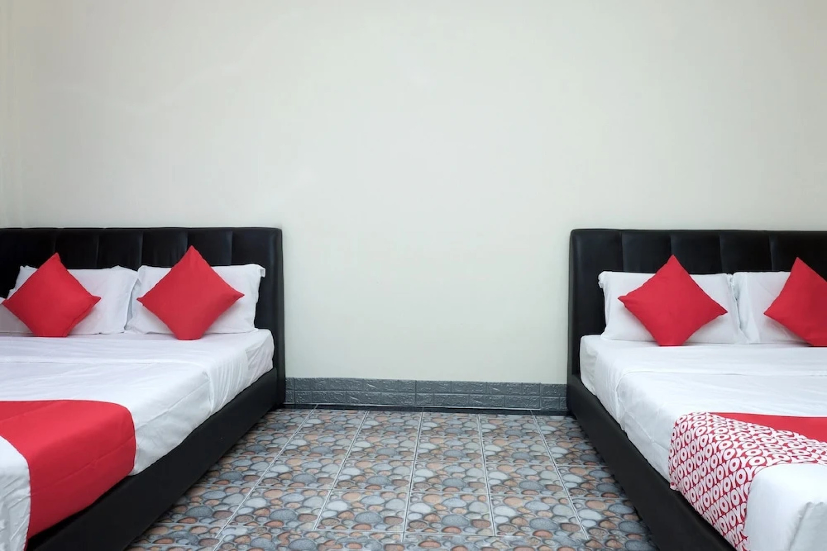 OYO 89928 Acf Guest House