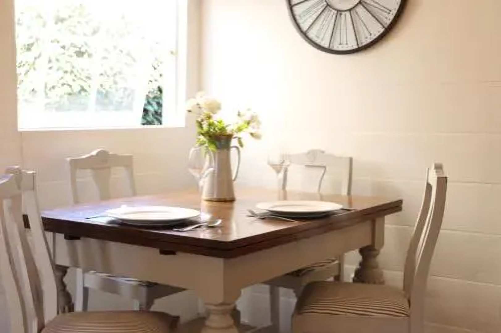 Historic Colenso Cottage