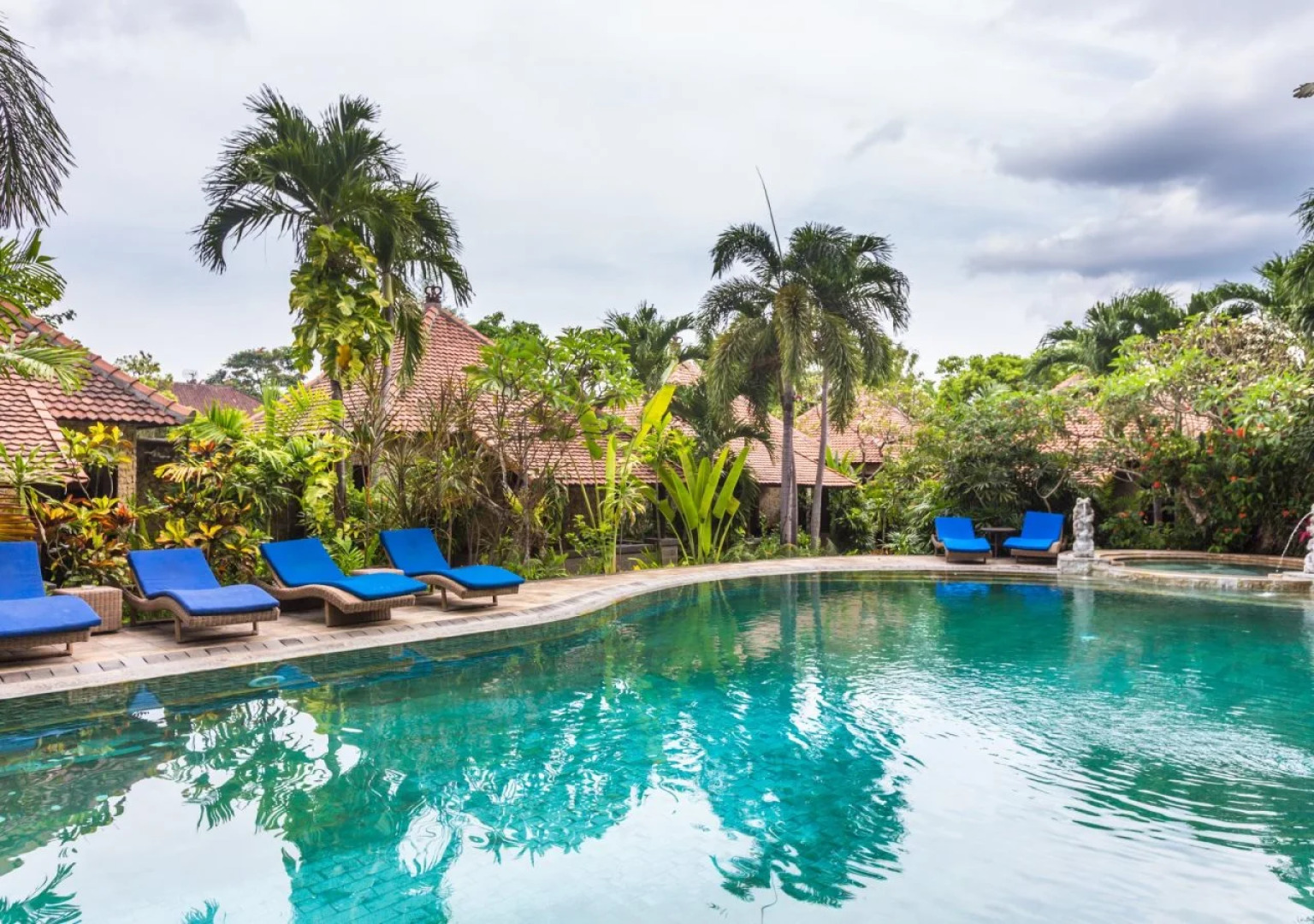 Tonys Villas & Resort