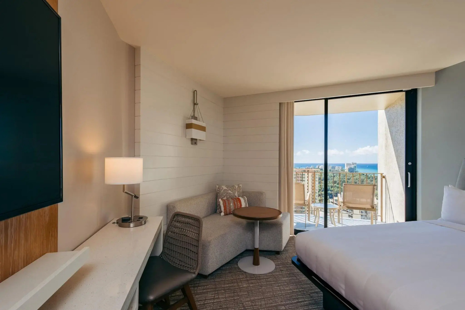 Waikiki Beach Marriott Resort & Spa