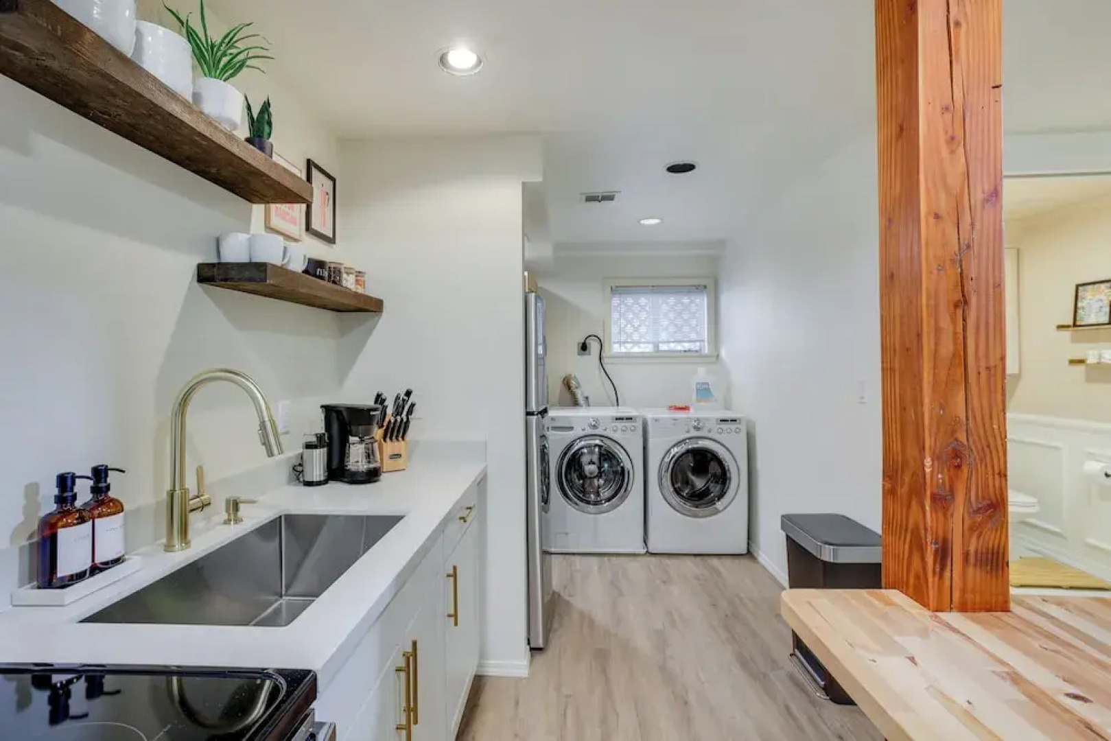 Updated Tacoma Home w/ Fire Pit!