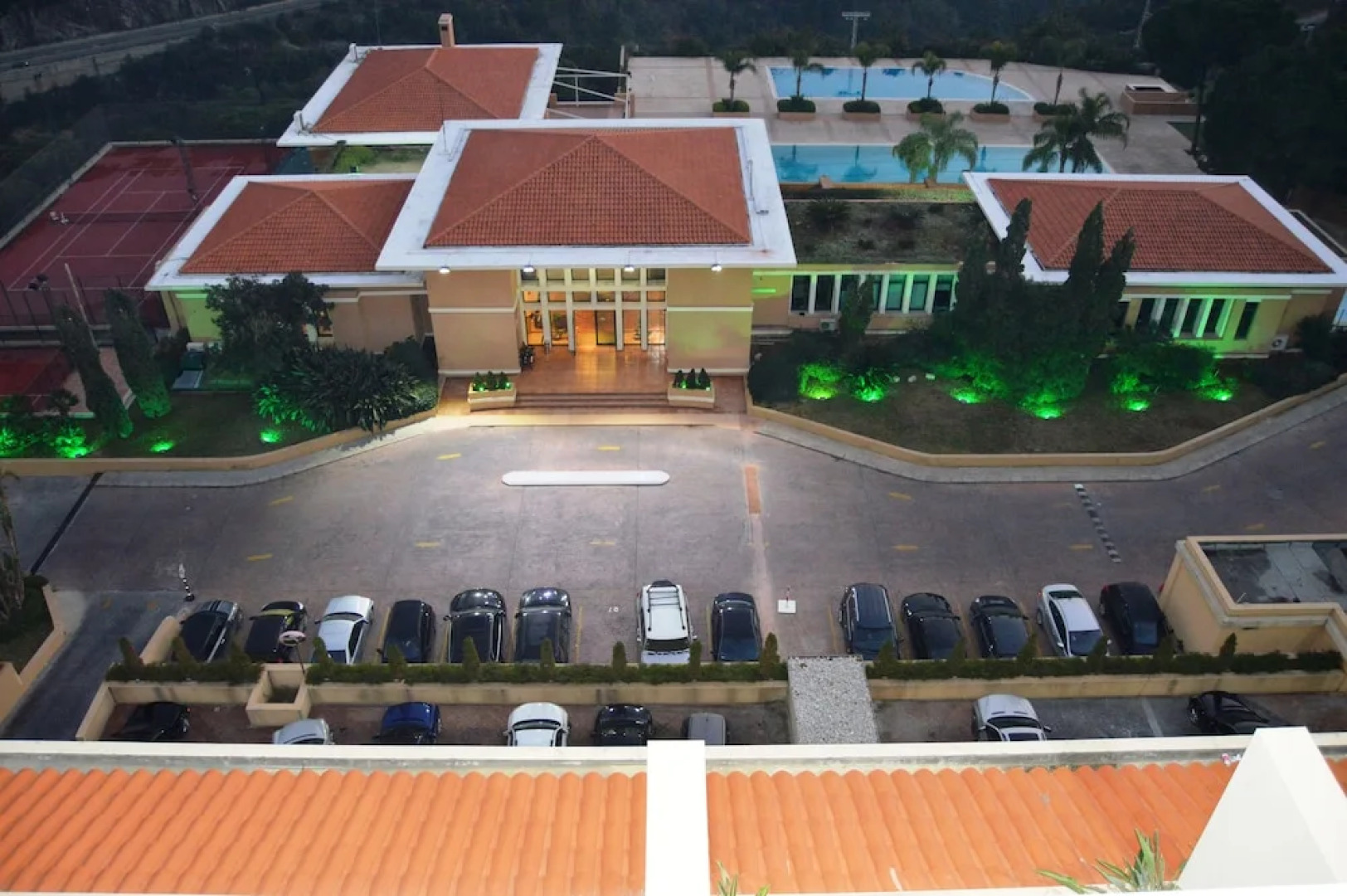 Country Lodge Bsalim