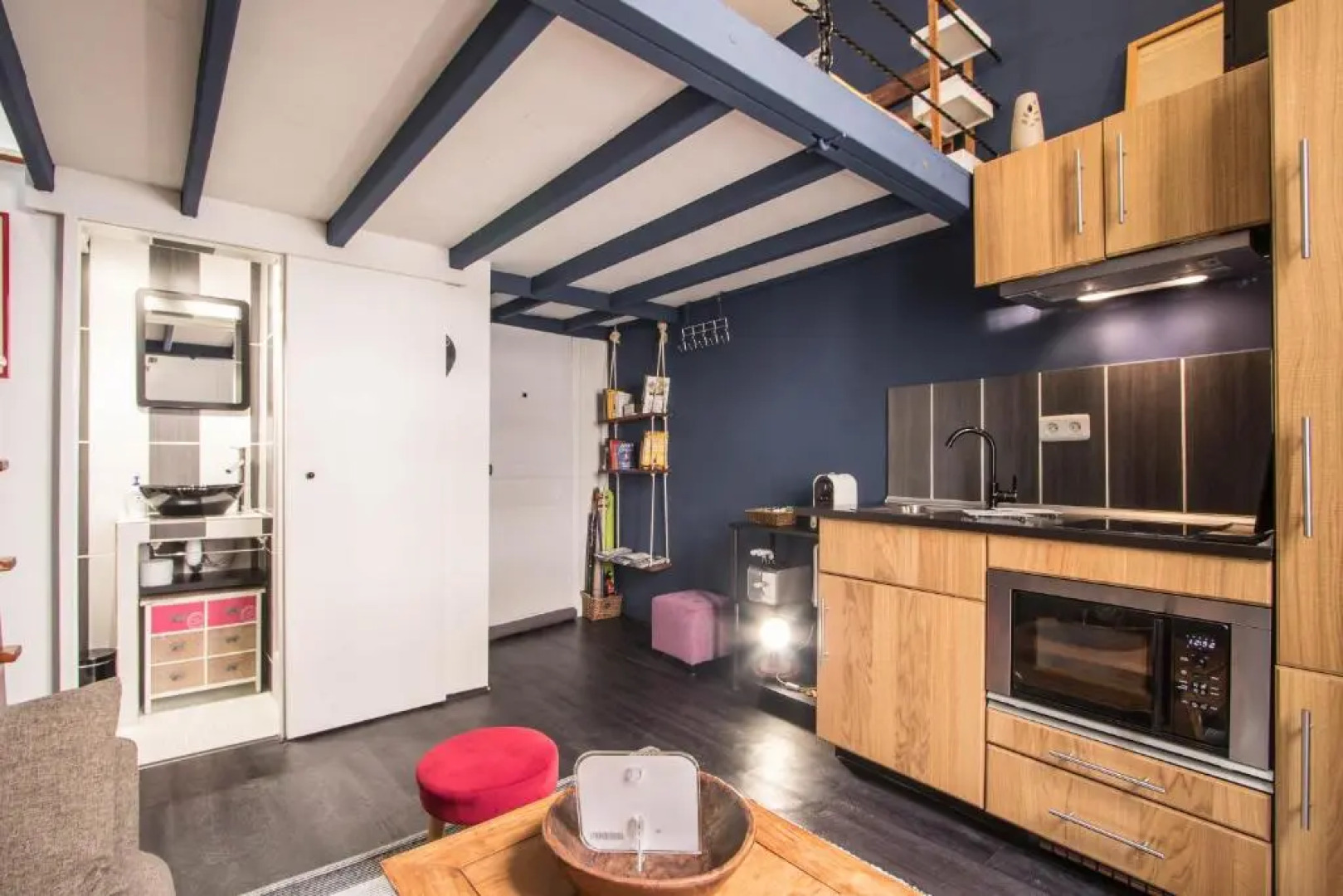 Studio Mezzanine Bleu