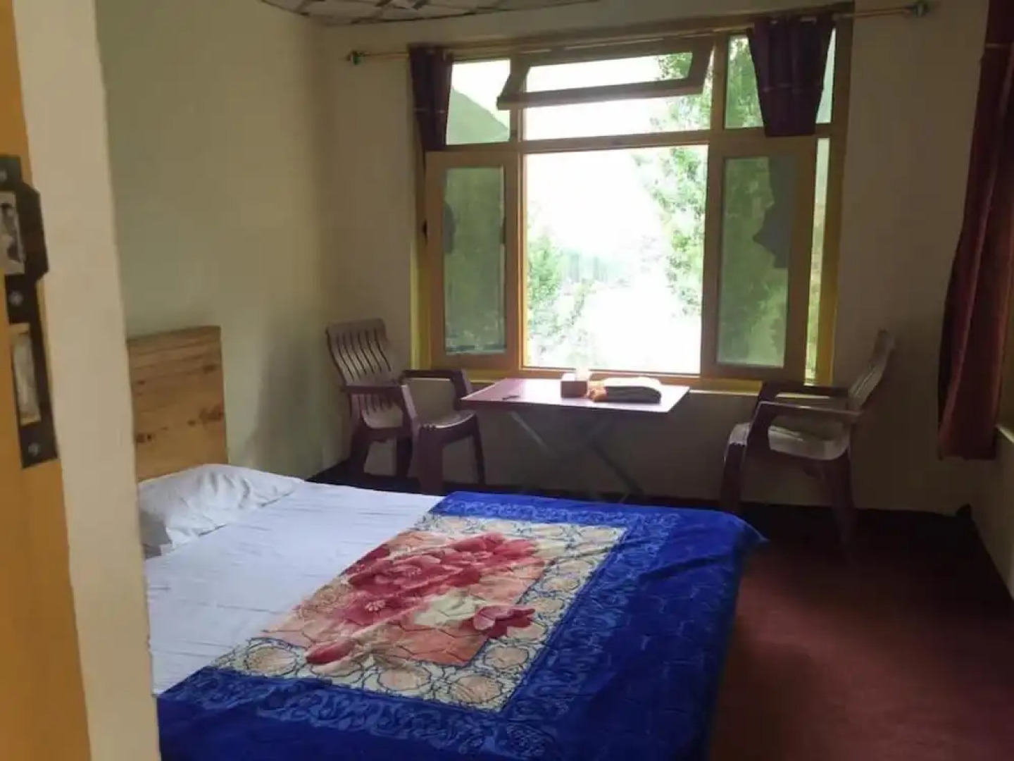 Sarkar Hotel kachura