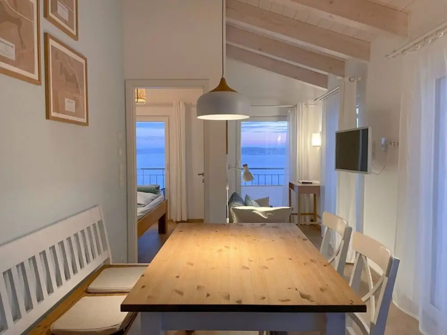 House in Reed 1 - Apartment 4
