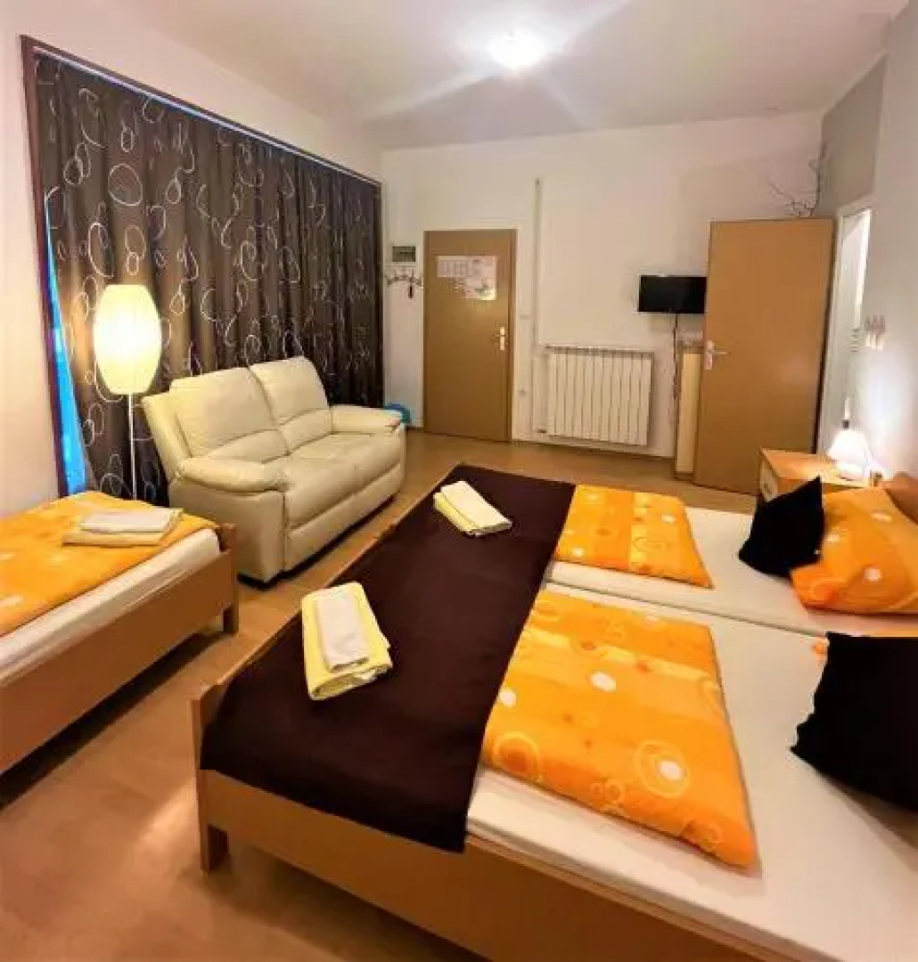 Furman Guest House Pizzeria