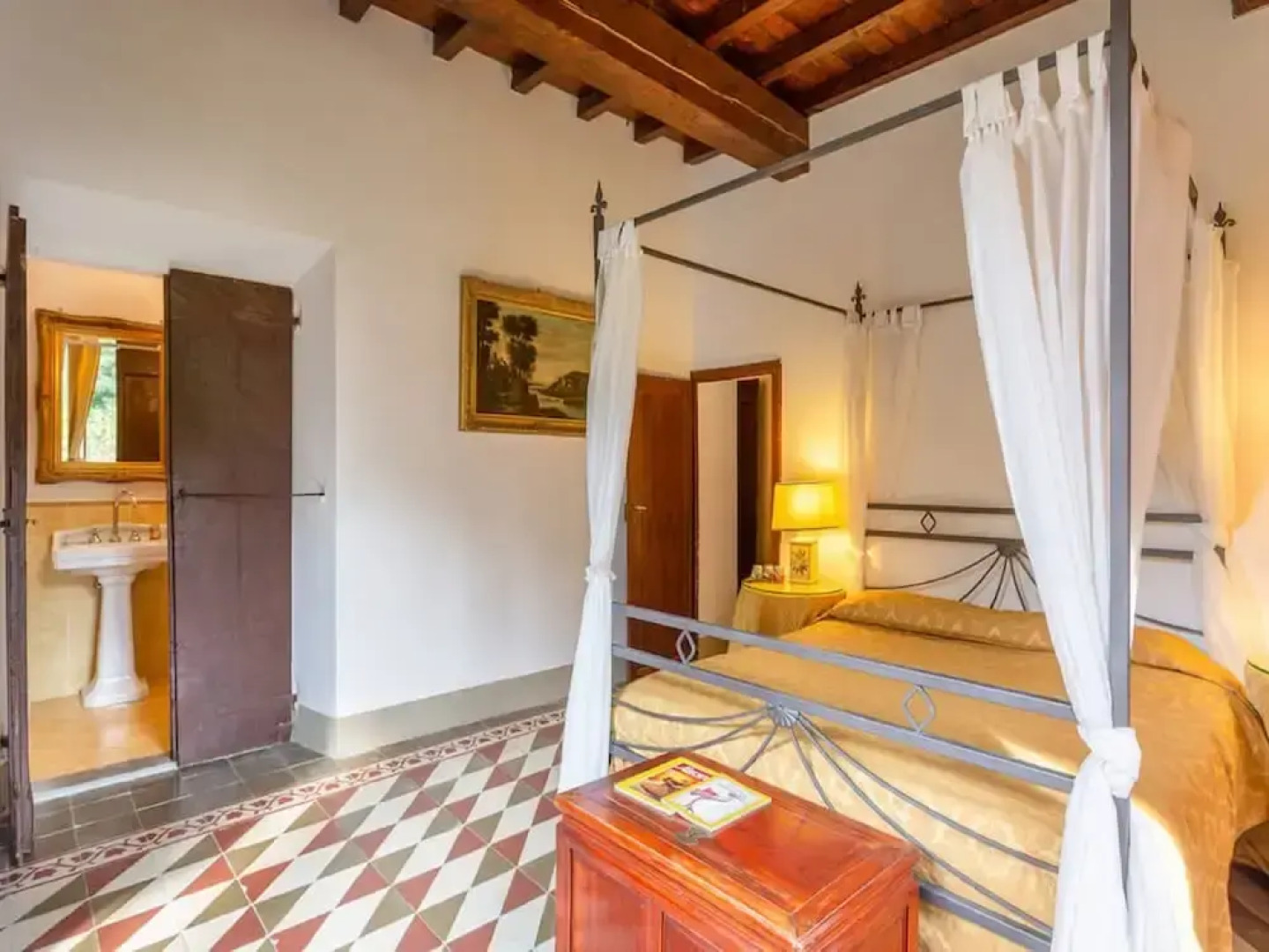 Villa in Mugello Hills With Private Pool