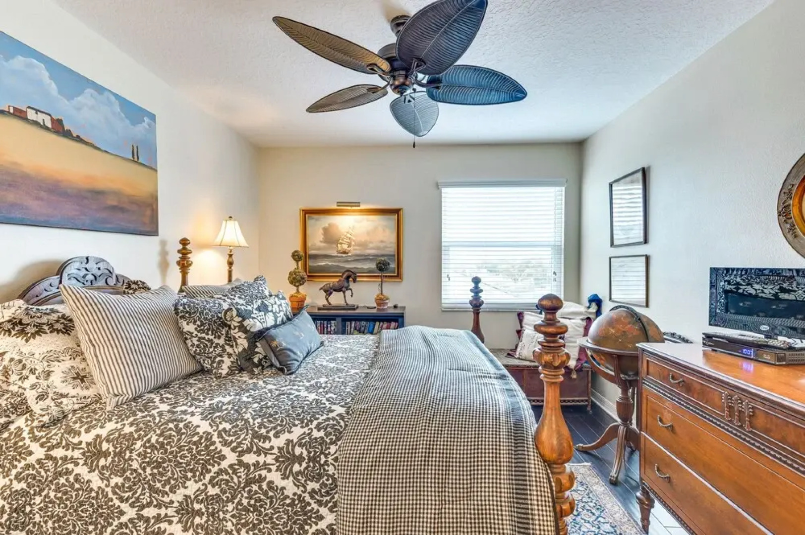 Family-friendly Holiday Townhome With Boat Dock!