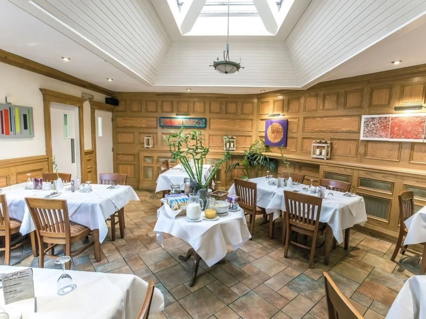 Mc Kevitts Village Hotel