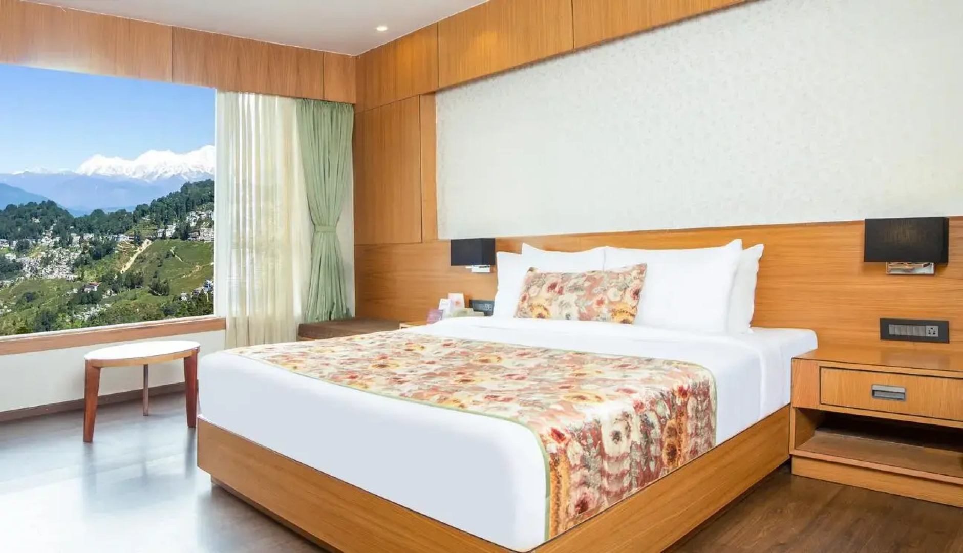 Summit Montana Suites & Spa 