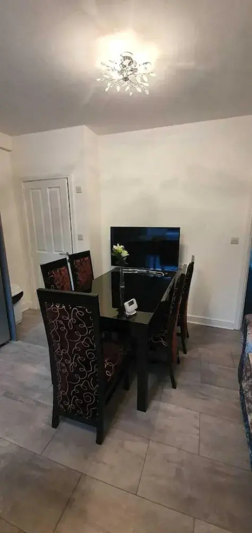 Fantastic New Room-4