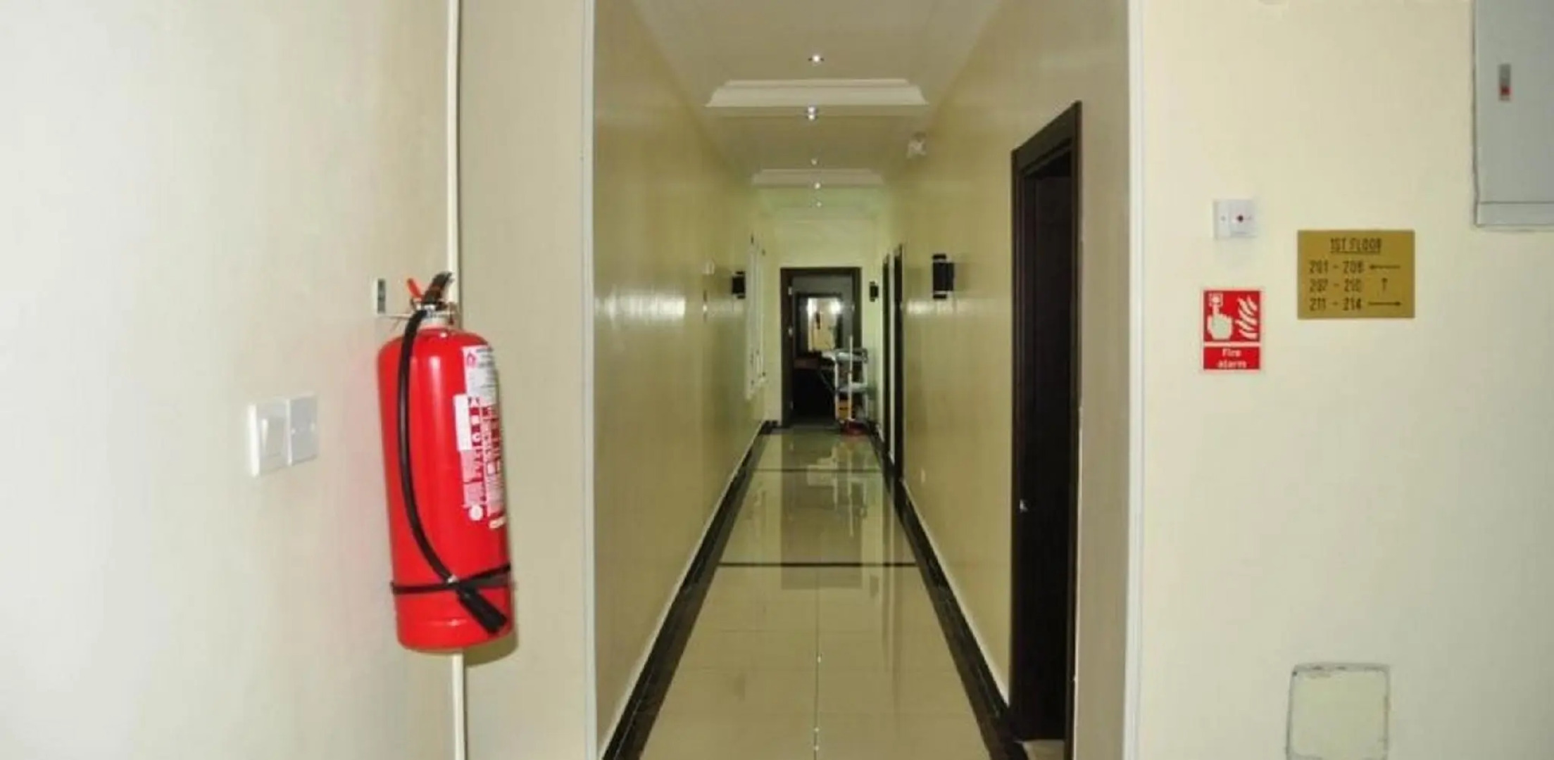 De Brass Suites Hotel