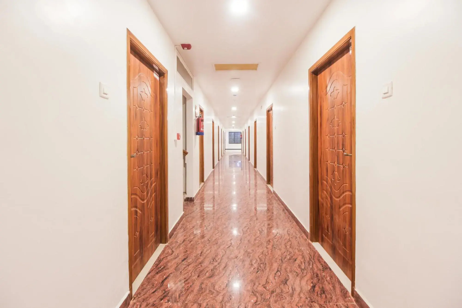 OYO Flagship 36877 Sakthi Grand