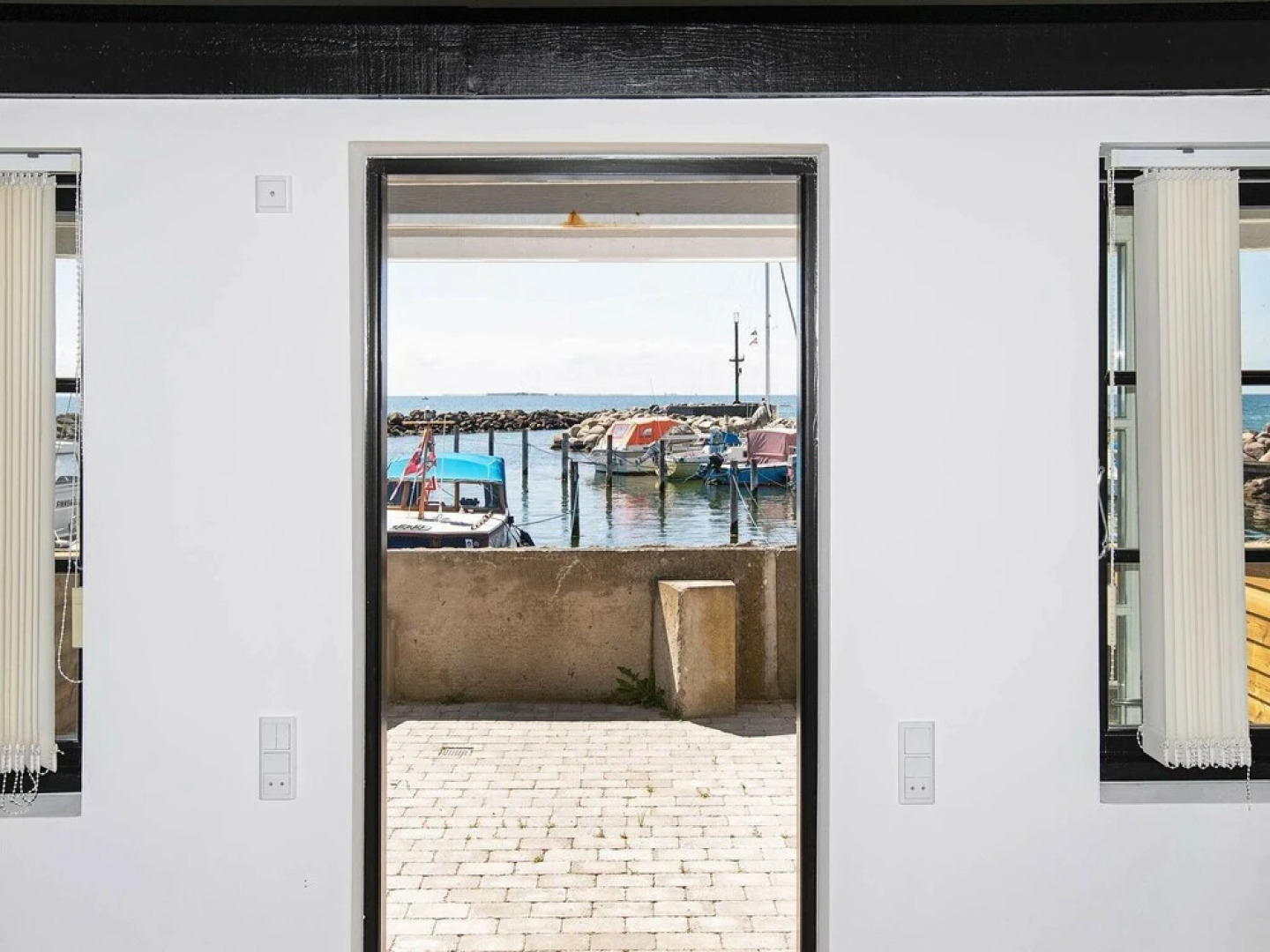 Magnificent Holiday Home in Zealand on Beach