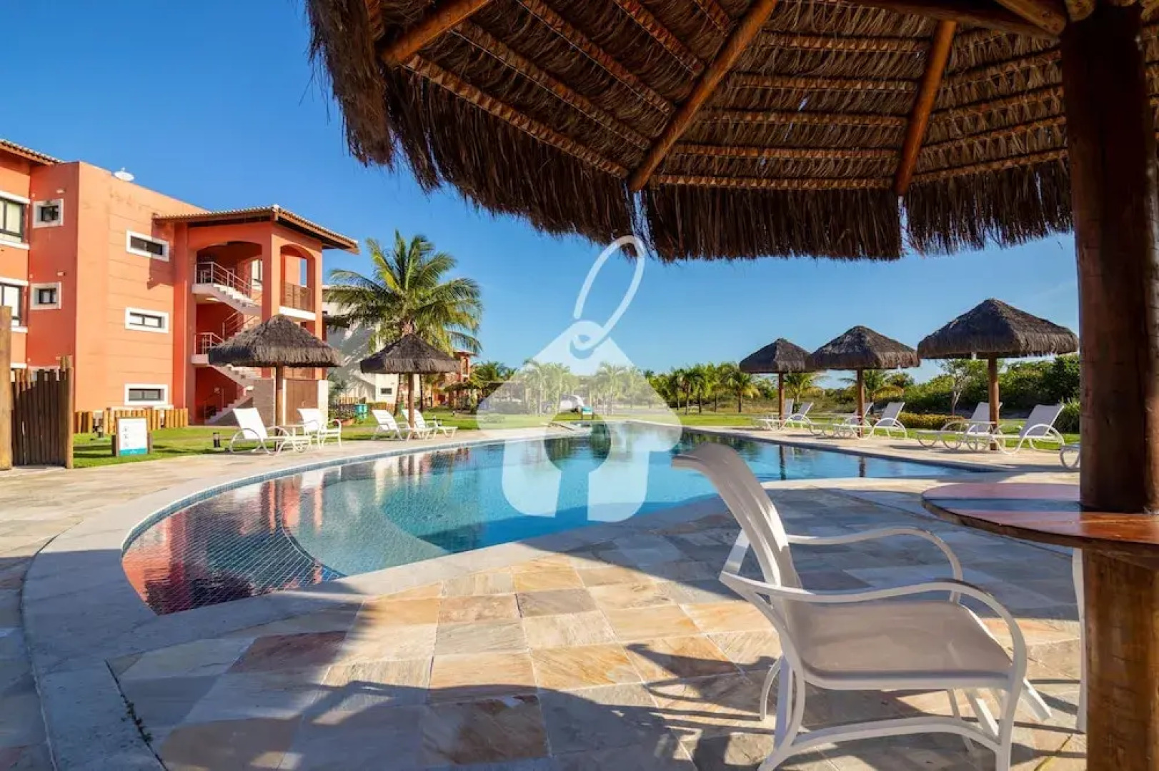 PF14 Great 2 Bedroom Apartment