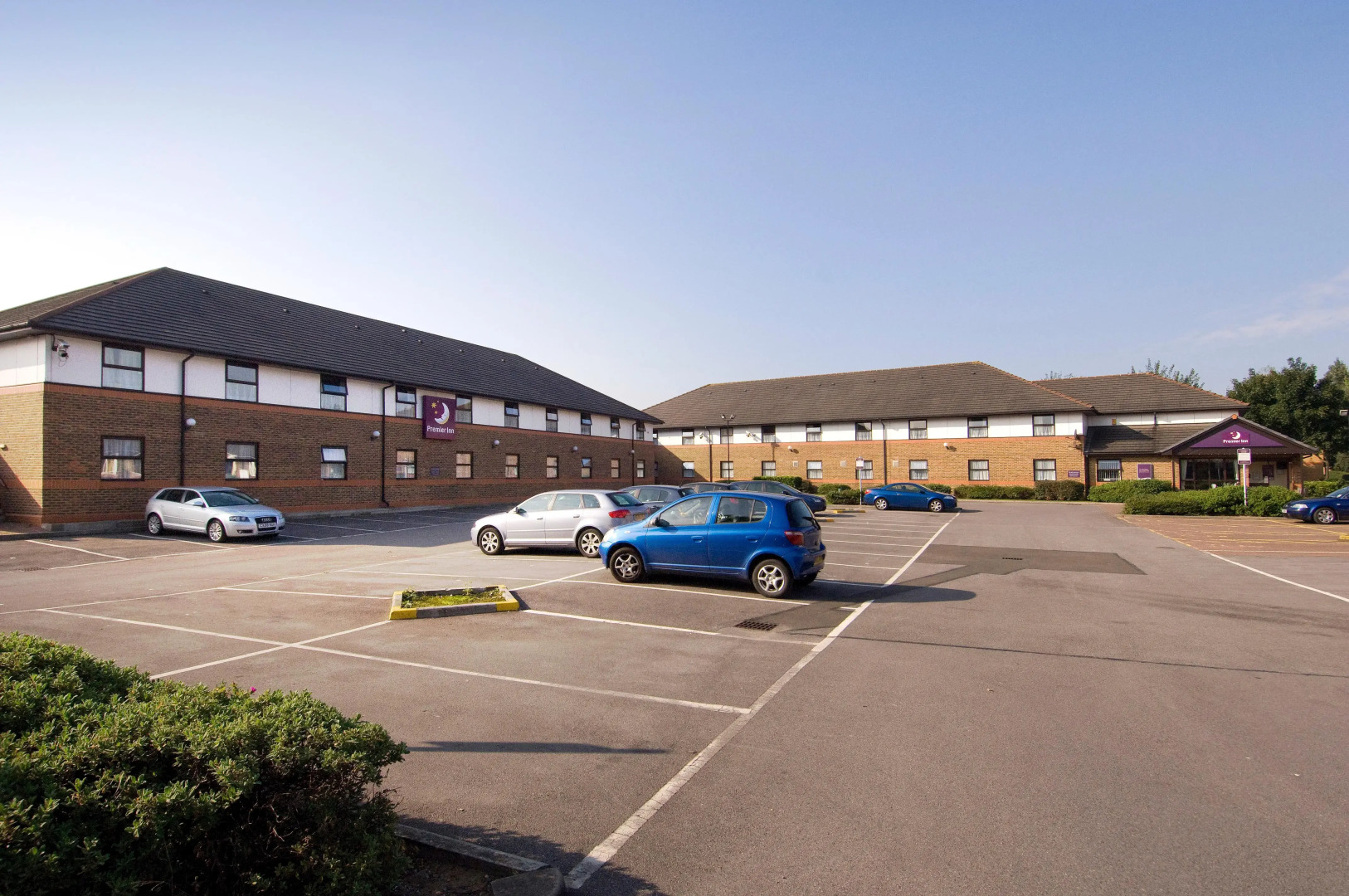 Premier Inn Cardiff City South