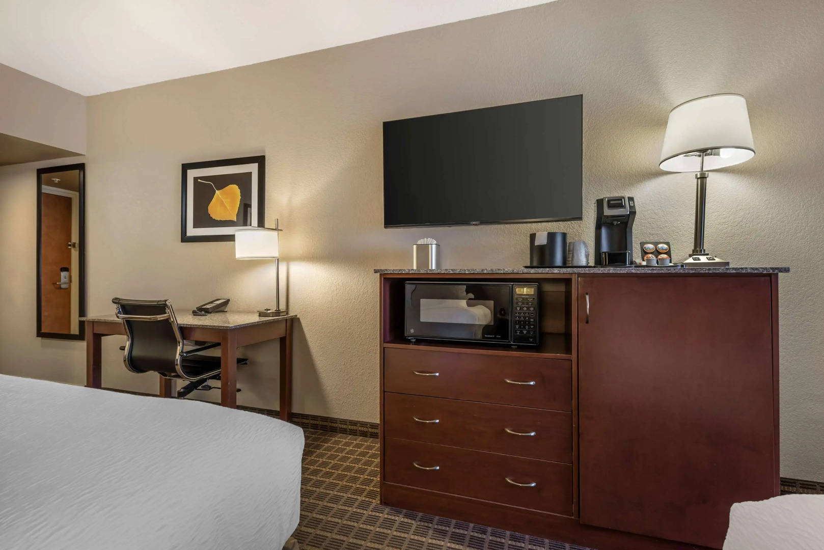 Best Western Plus Peak Vista Inn & Suites