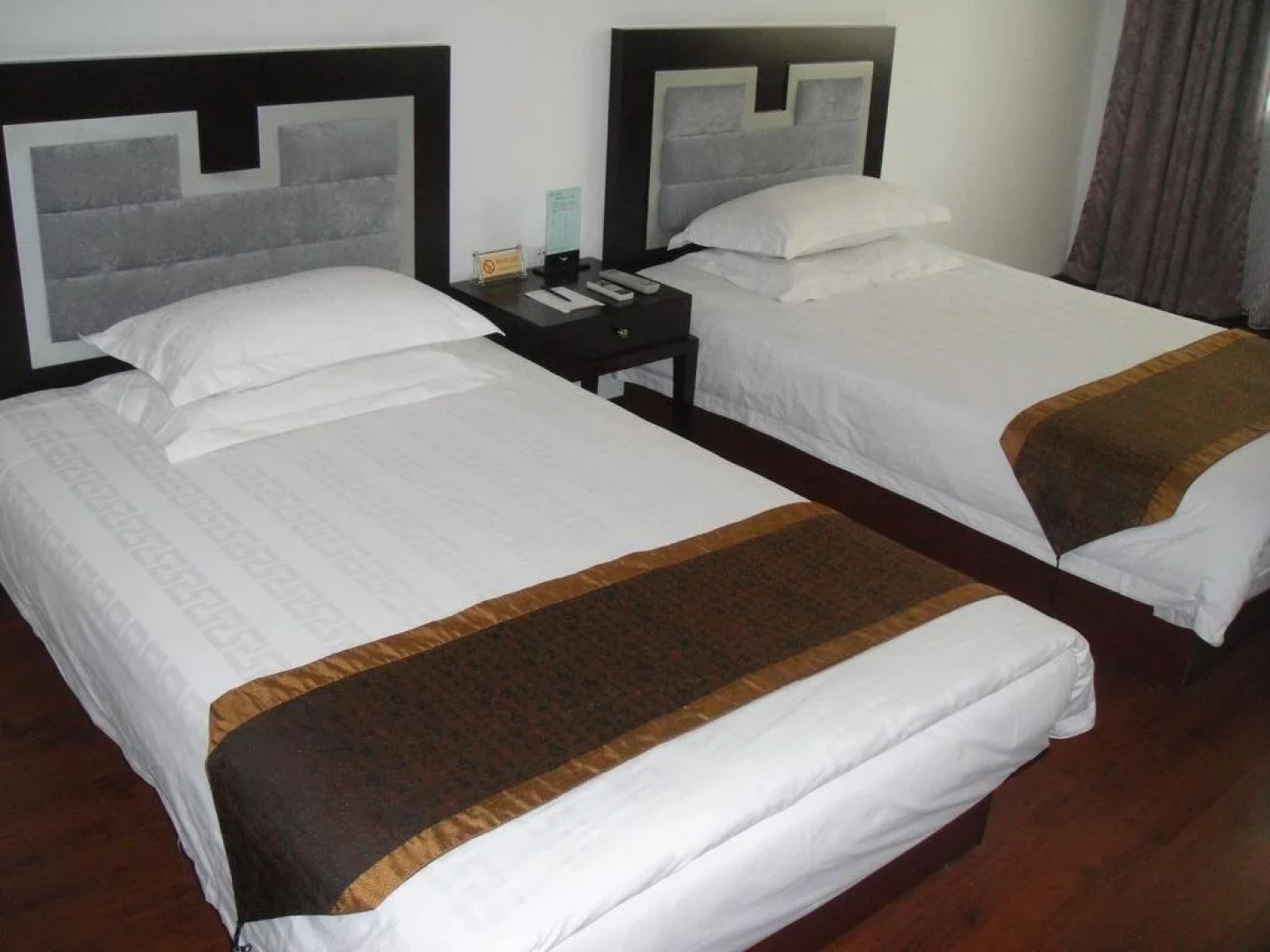 King Eastern Jingyang Hotel