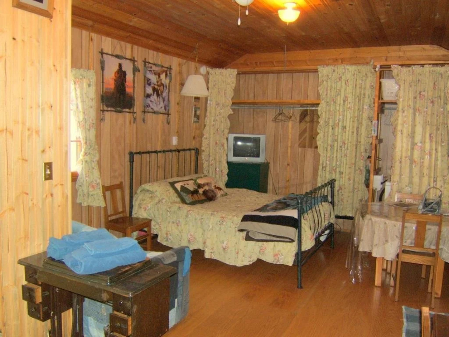 Teepee Meadows Guest Cottages