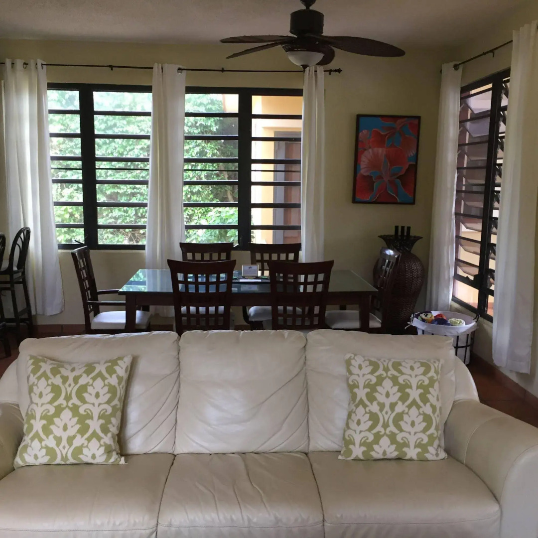 Tres Palmas Inn & Villas