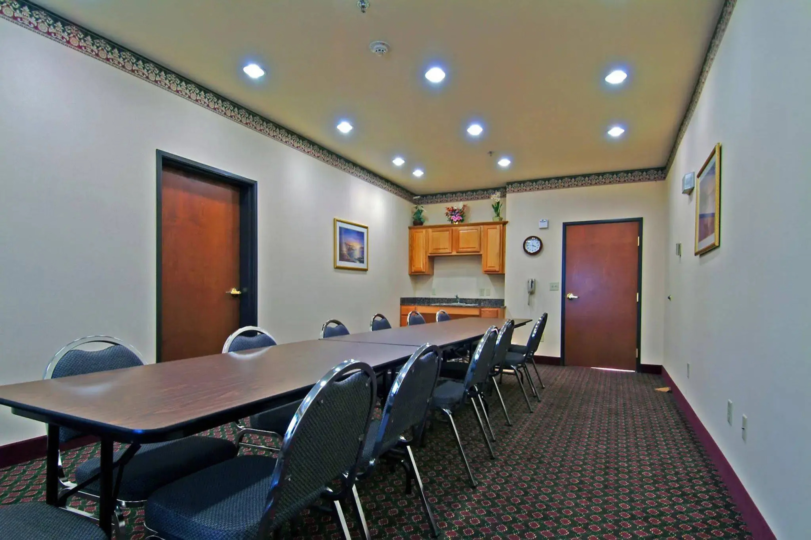 Best Western Plus Red River Inn