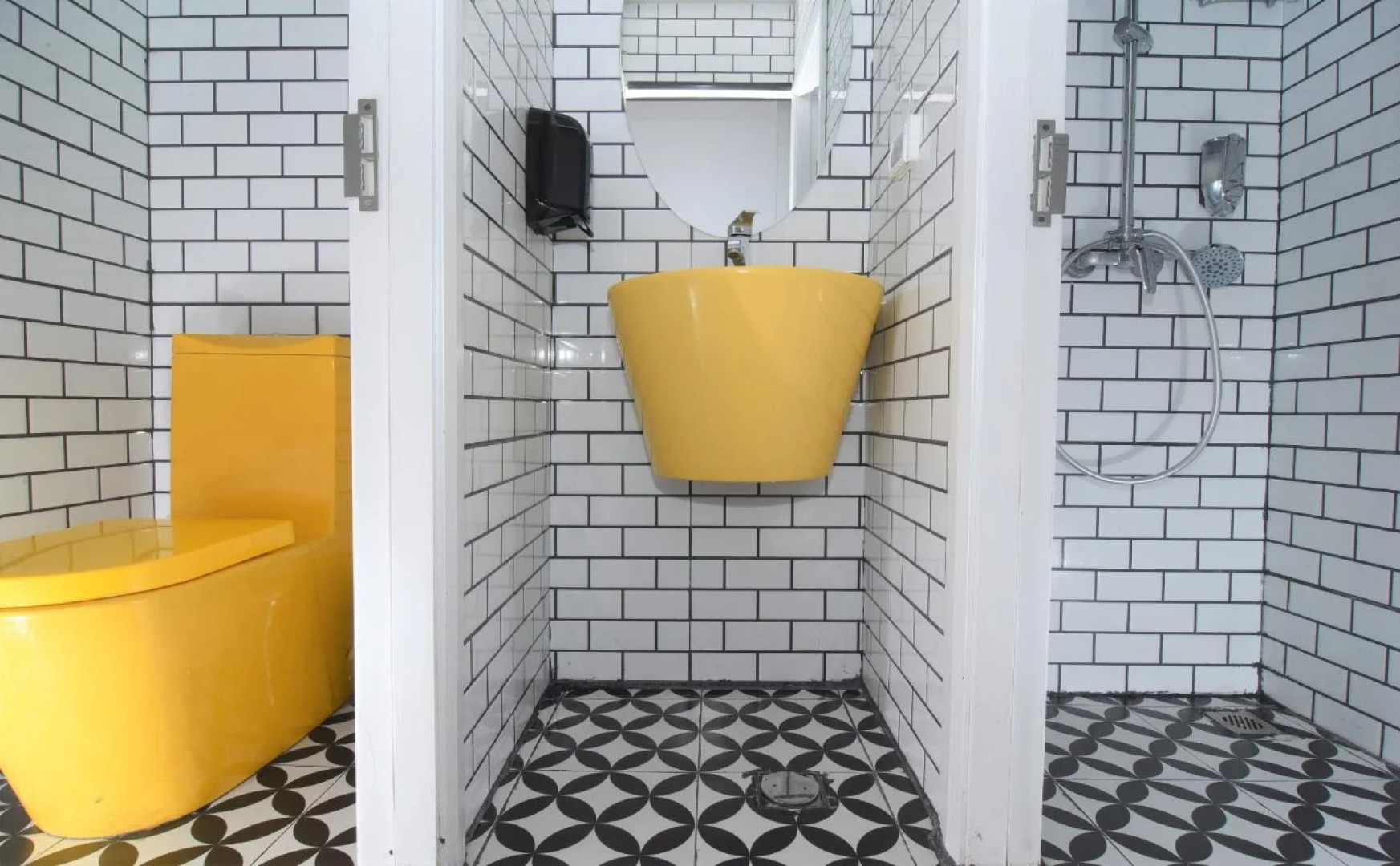 Cinema Hostel Jerusalem