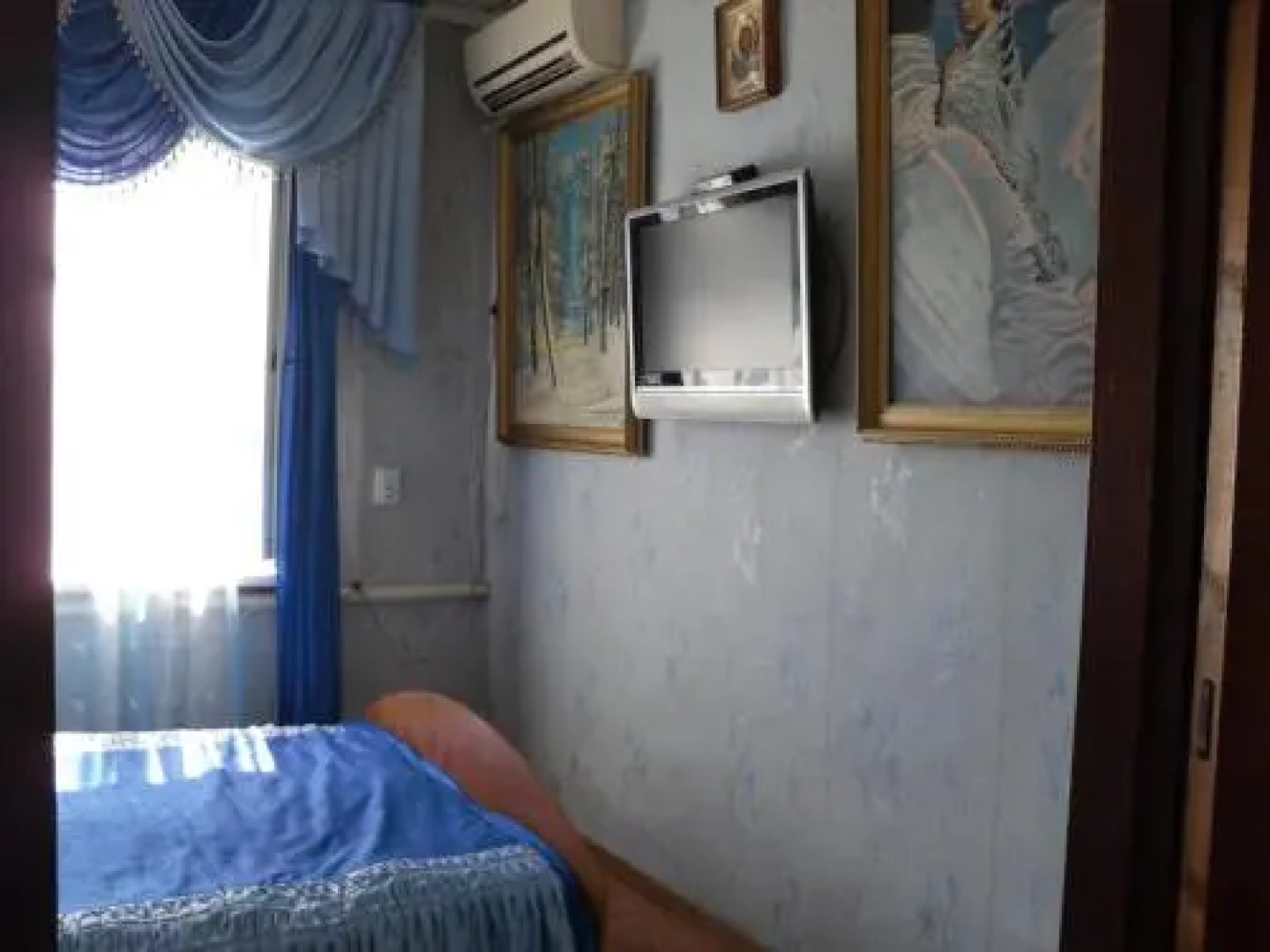 Vostochny Guest House