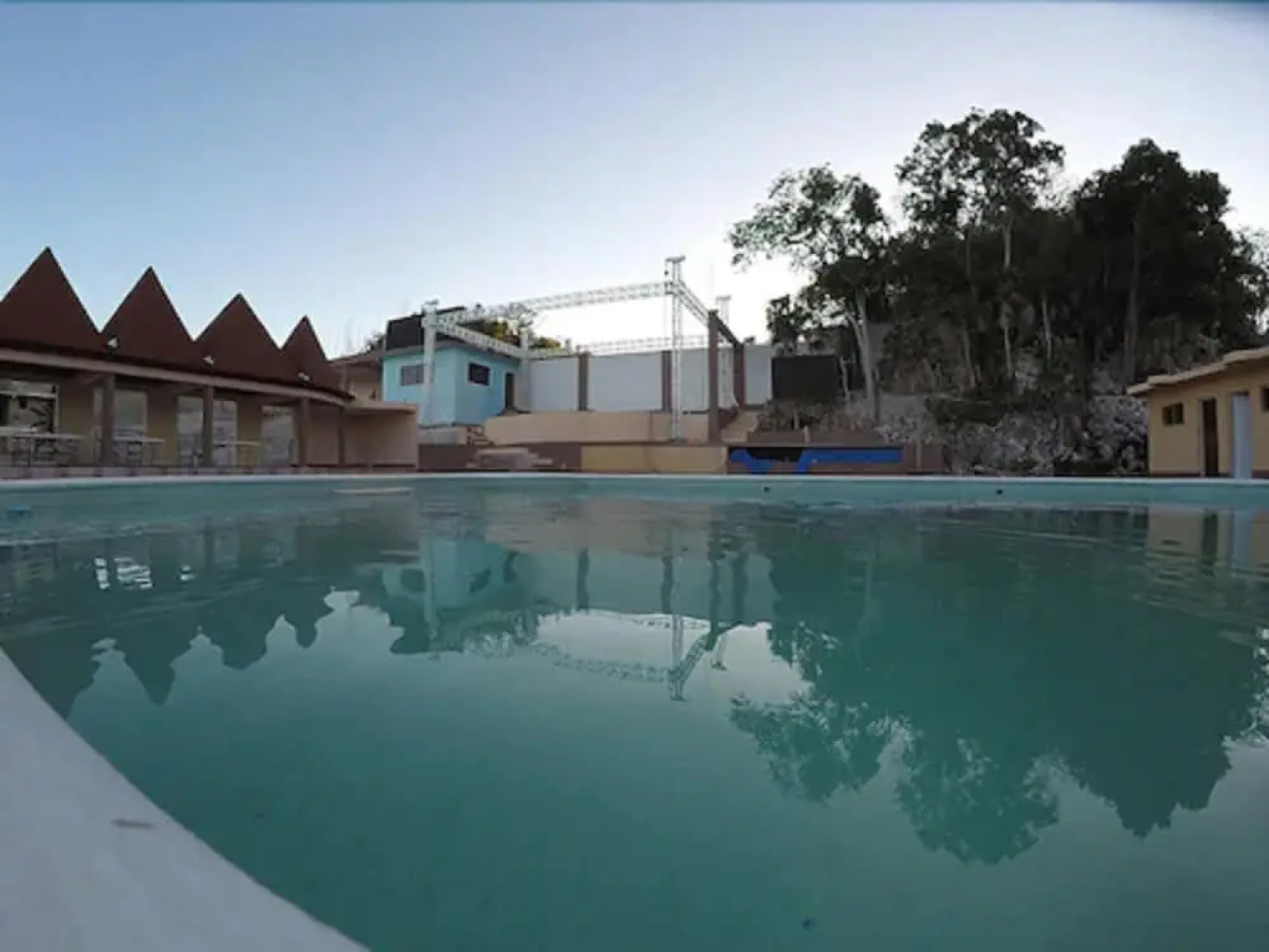 Paradise Reggae Resort