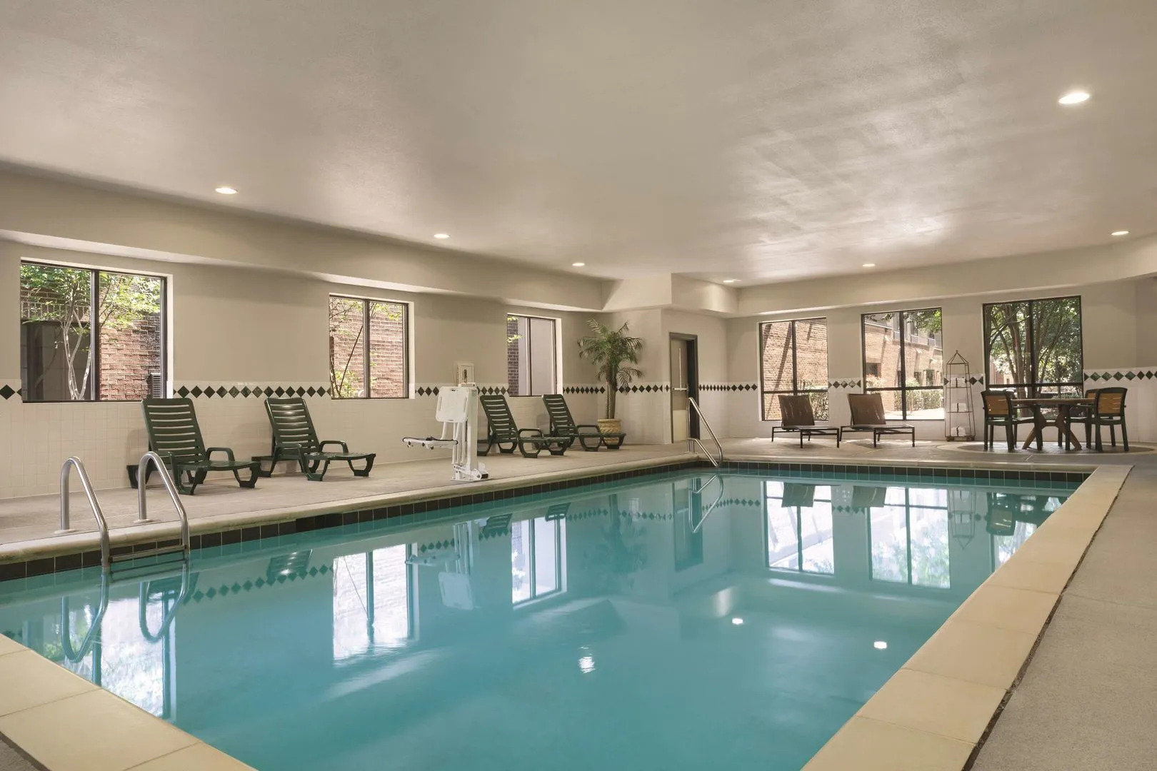 Country Inn & Suites by Radisson, Raleigh-Durham Airport, NC