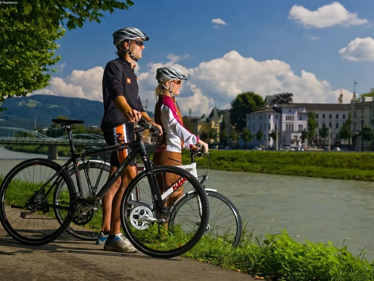 Peaceful Chalet In Thalgau With Mountain View