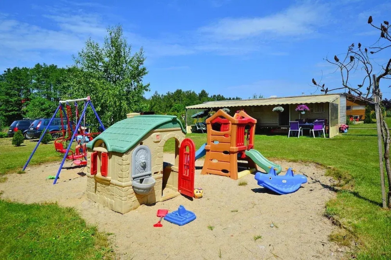 Comfortable Holiday Homes, Bobolin