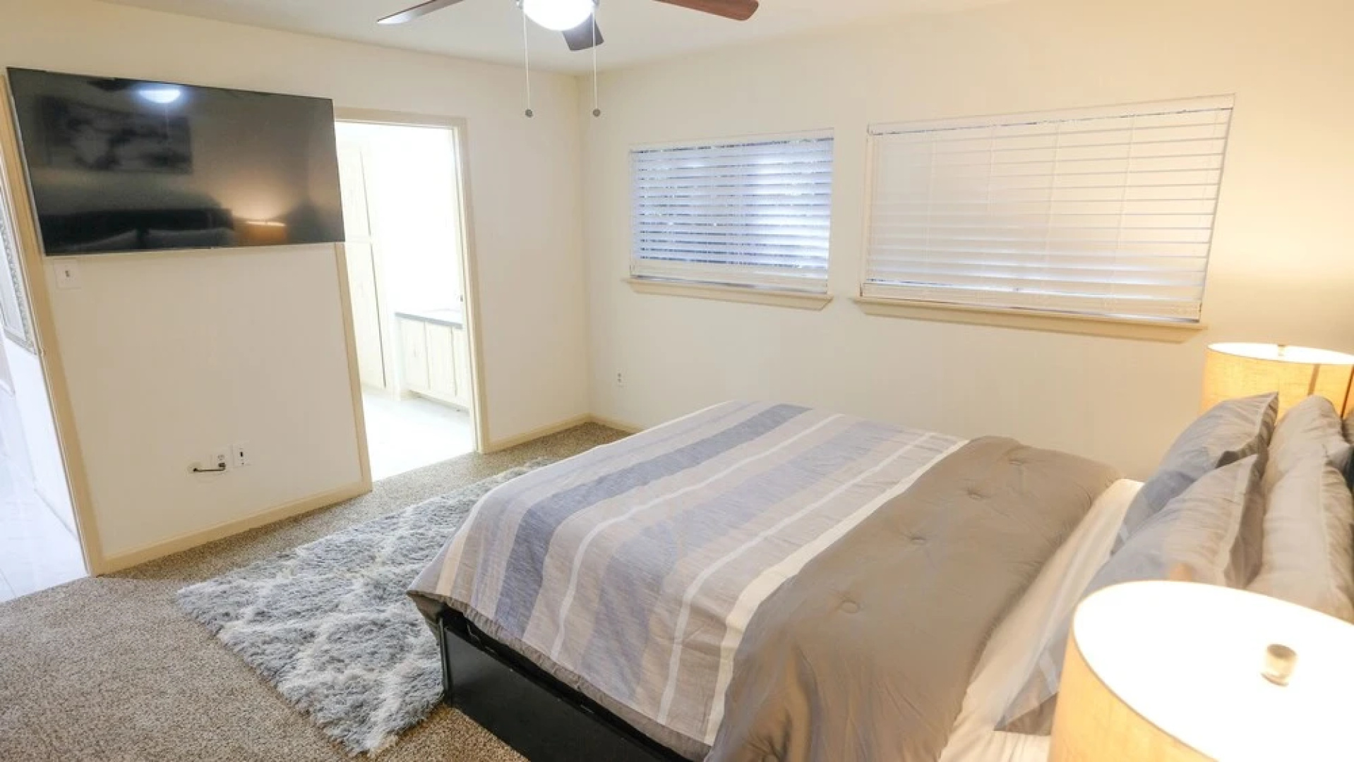3Bdrm 2.5Bath 4Beds - IAH Arprt Spring