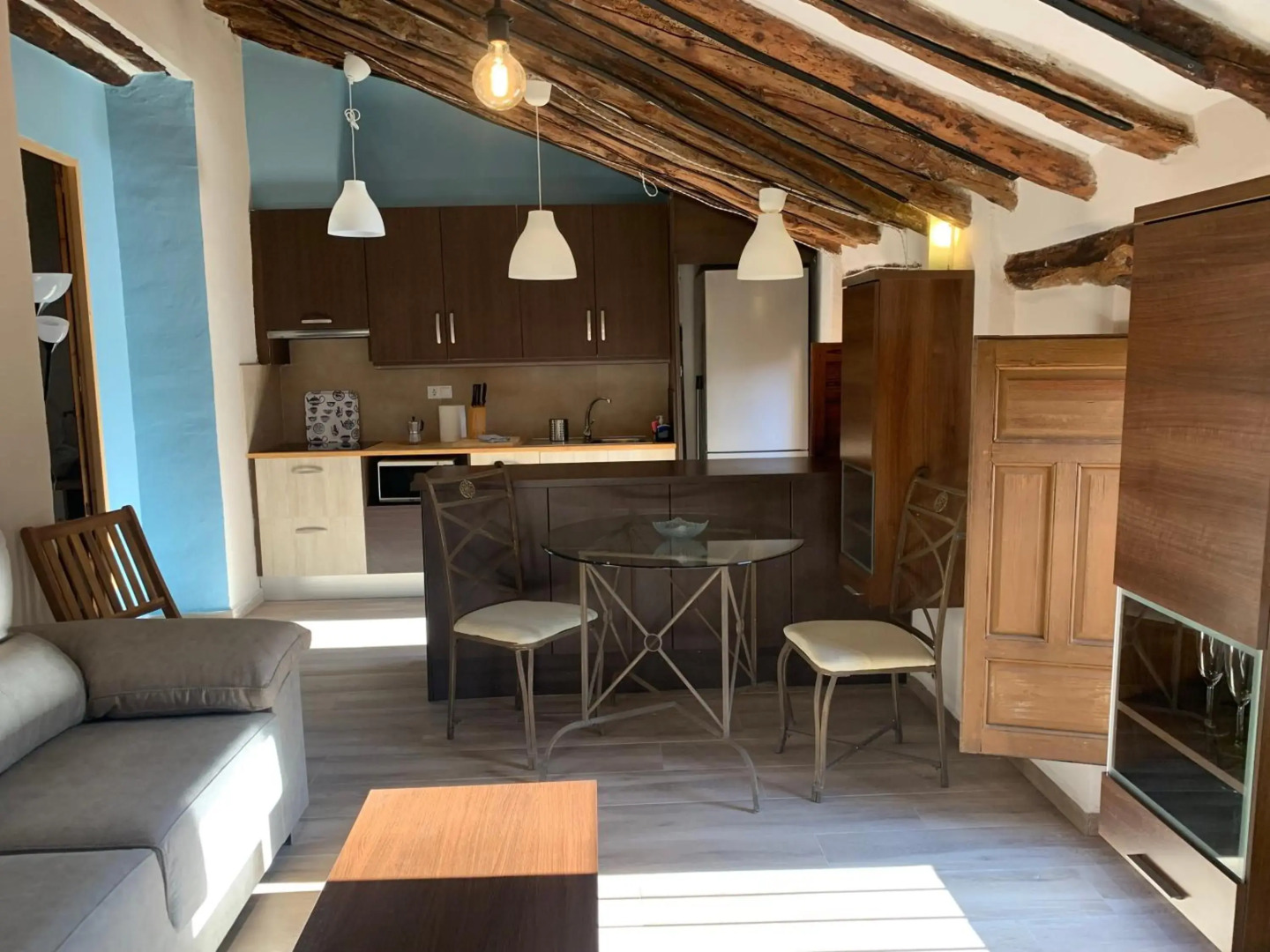 AIRAM Home BUHARDILLA