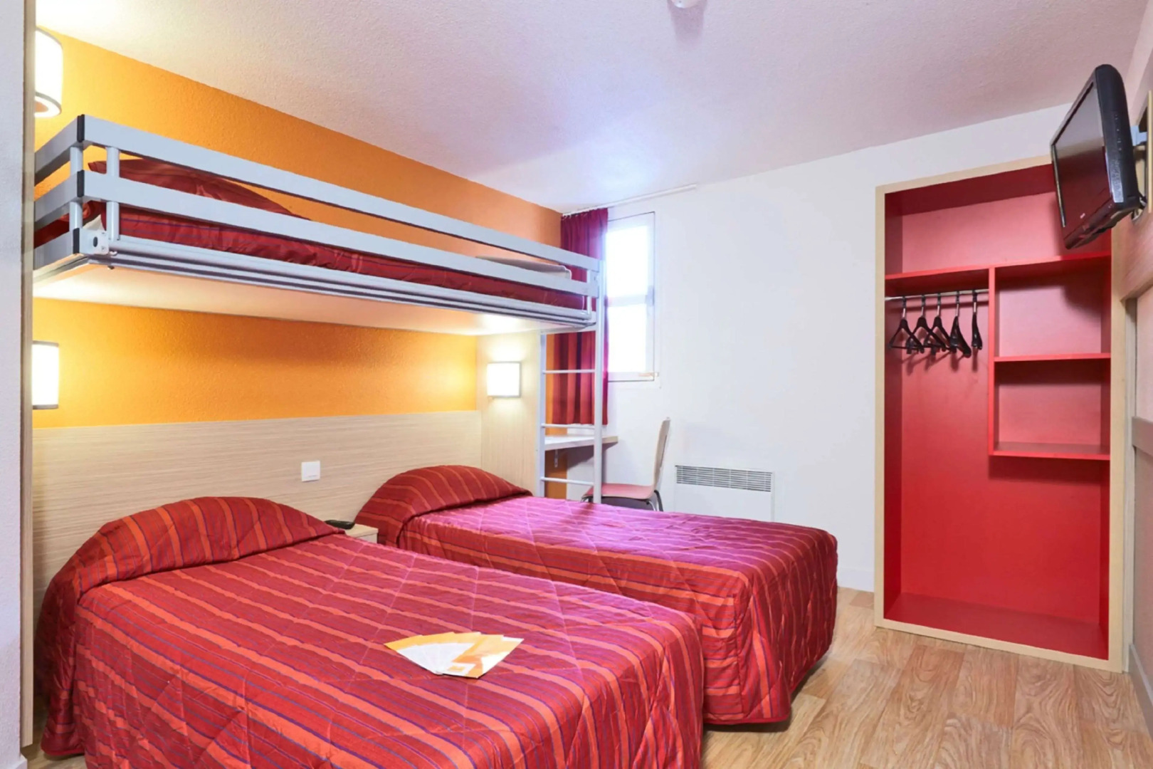 Hotel Premiere Classe Marne La Vallee - Saint Thibault Des Vignes