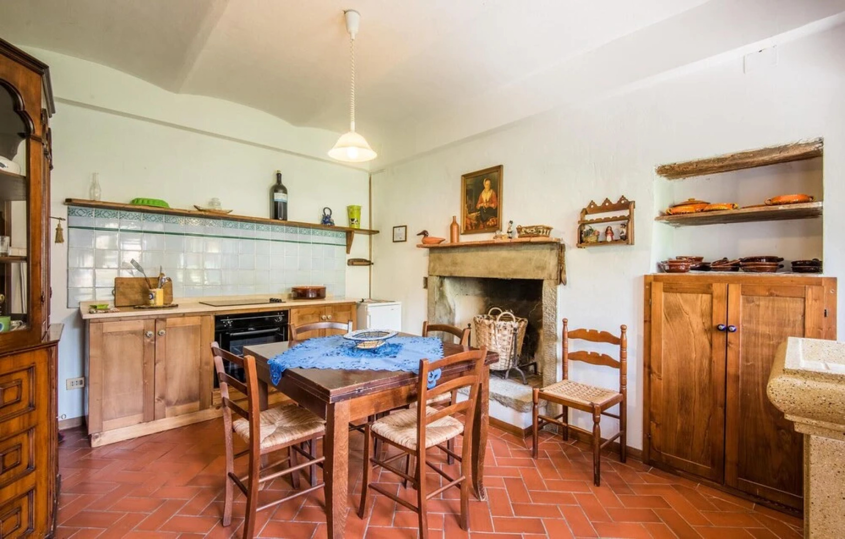 Amazing Home in Capolona With 9 Bedrooms, Wifi and Outdoor Swimming Pool