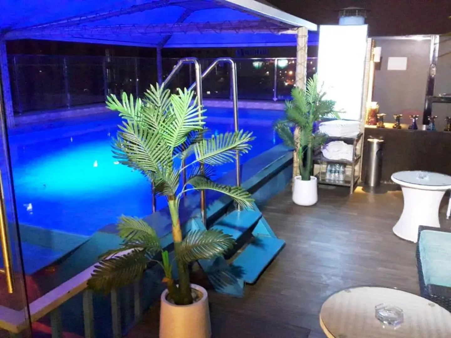 Monotel Luxury Business Hotel