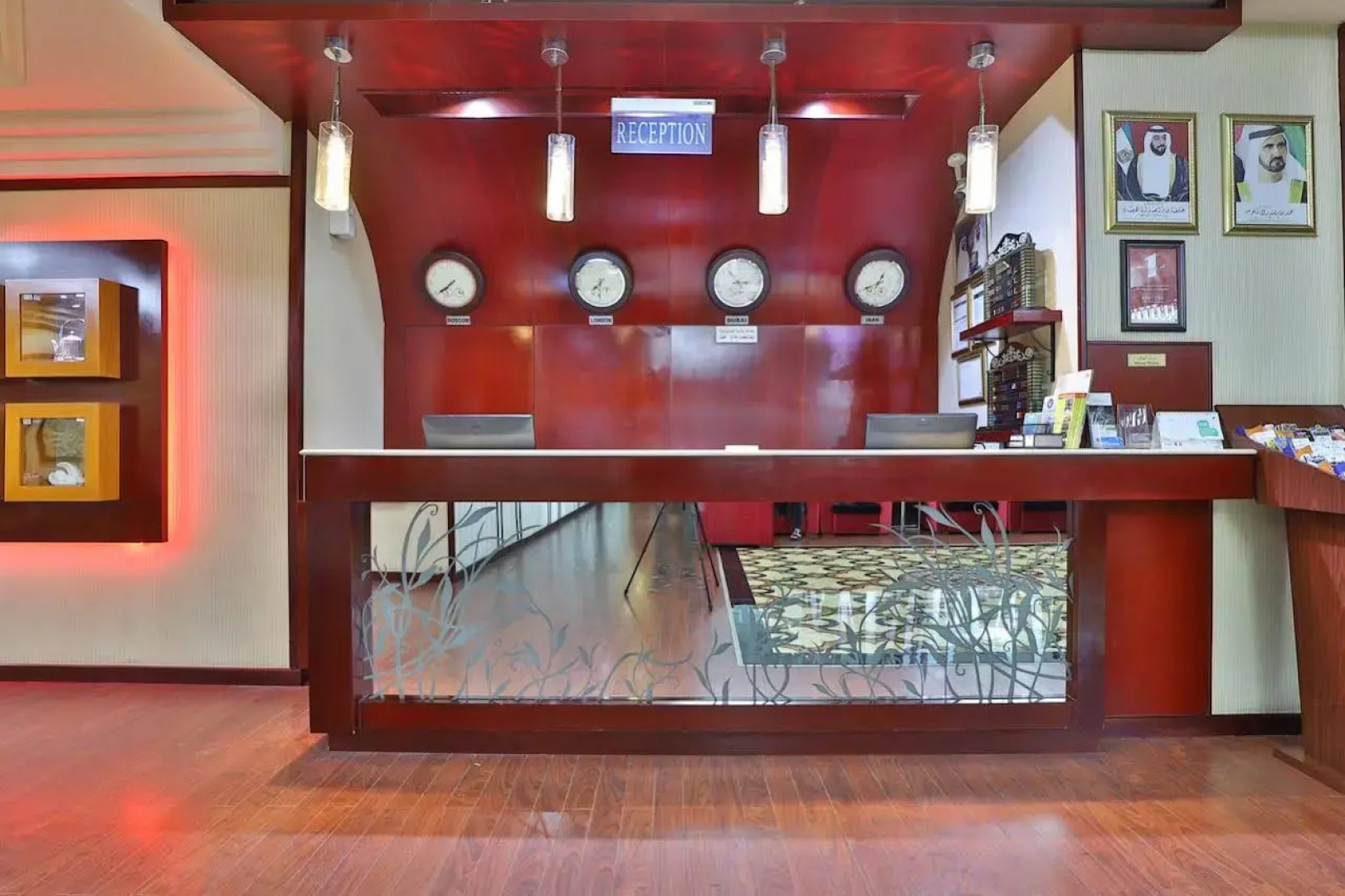 Palette Phoenix Hotel