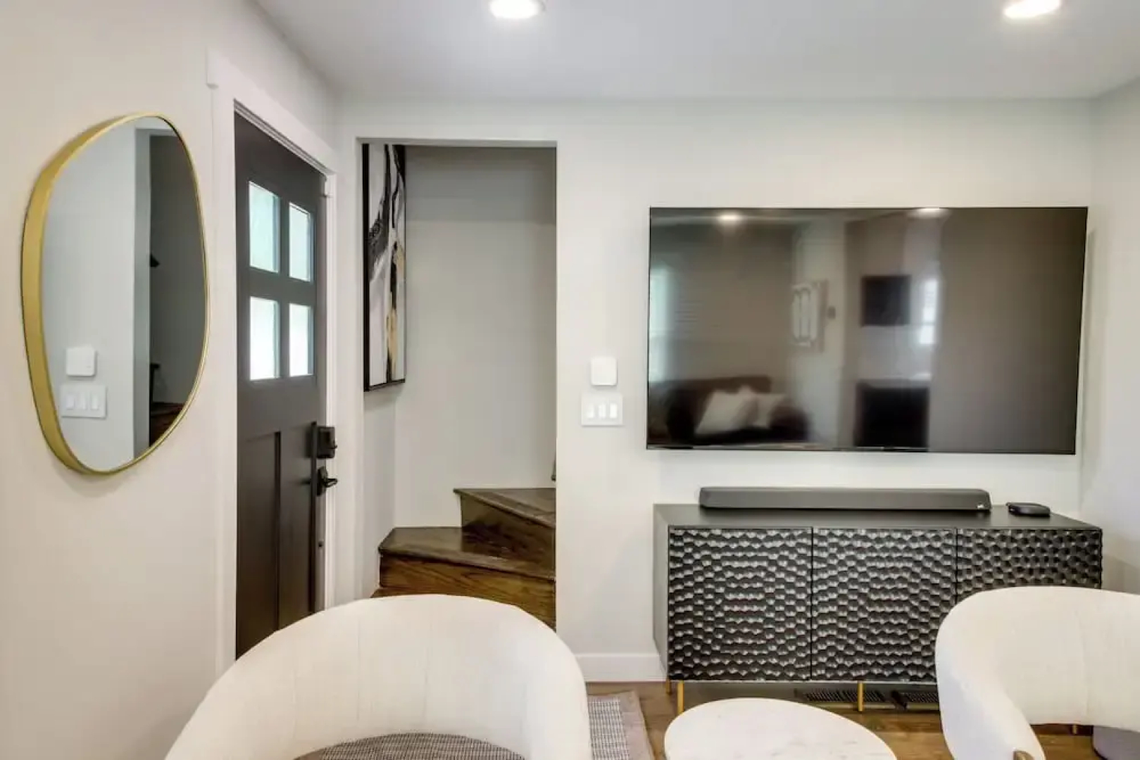 Stylish 'crosby Cottage' - 1 Mi to Serpent Lake!