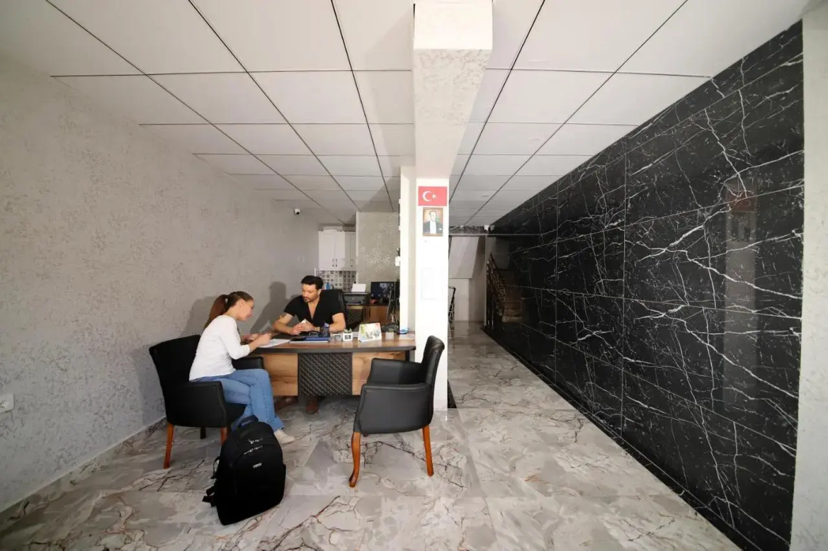 Adam Apart Hotel