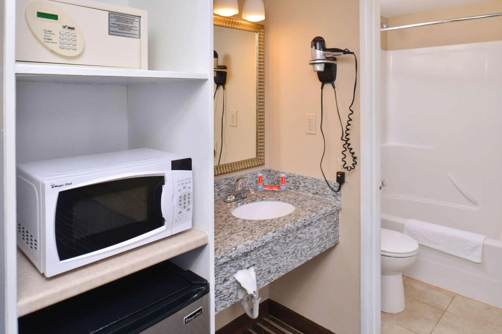 Econo Lodge Kennewick Tri-Cities