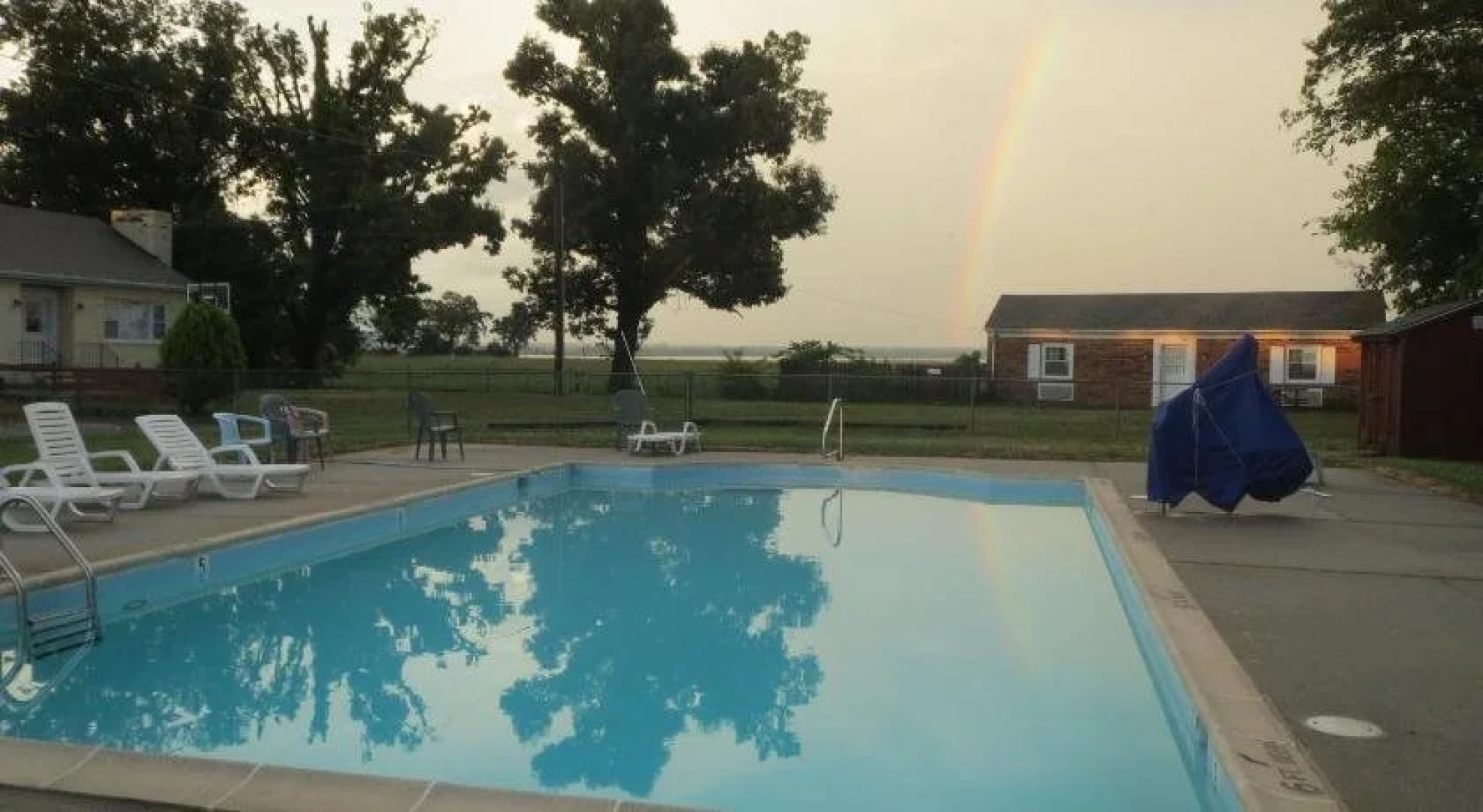 Southside Motel And Marina