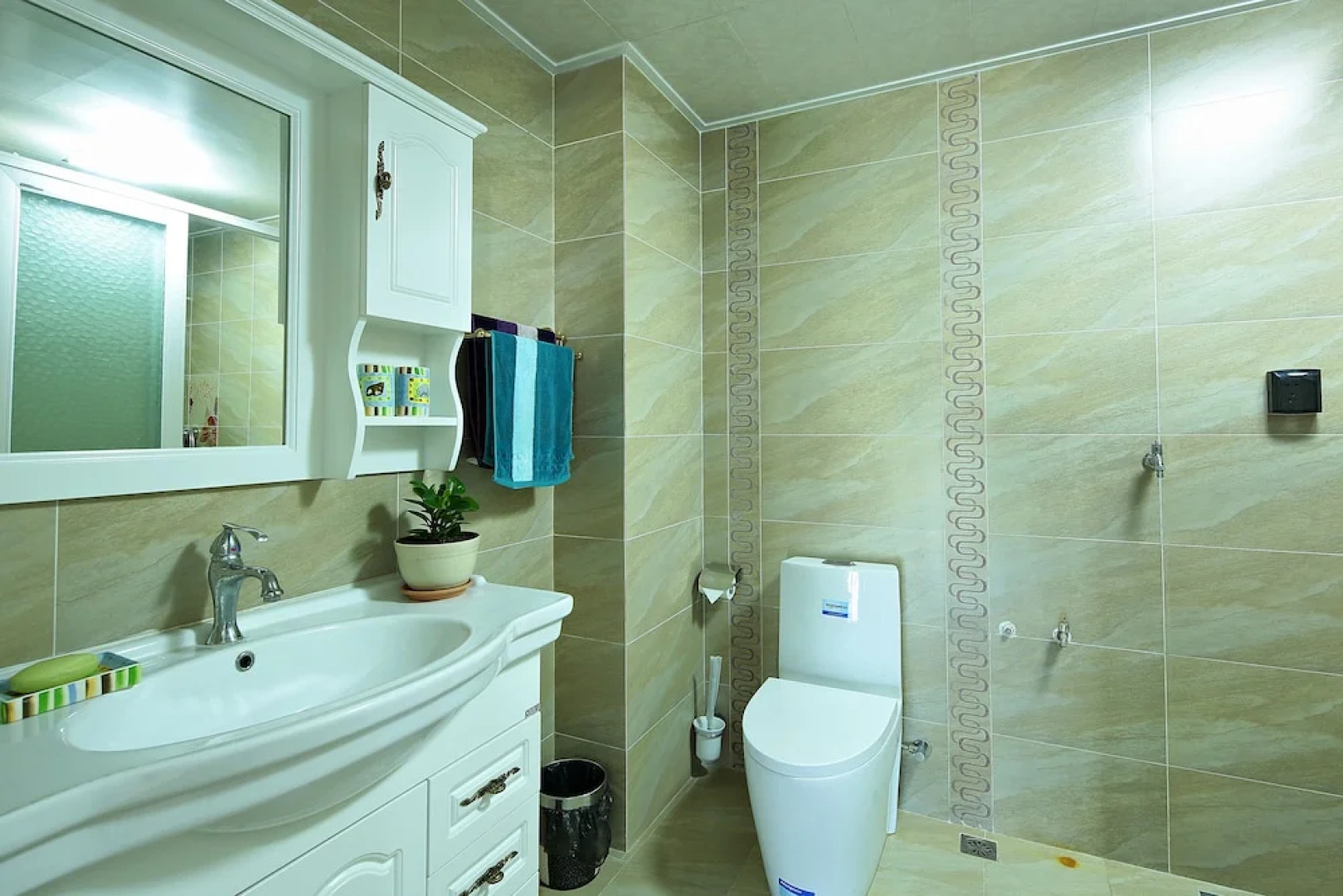 Qingdao Oceanside Hotel & Resort