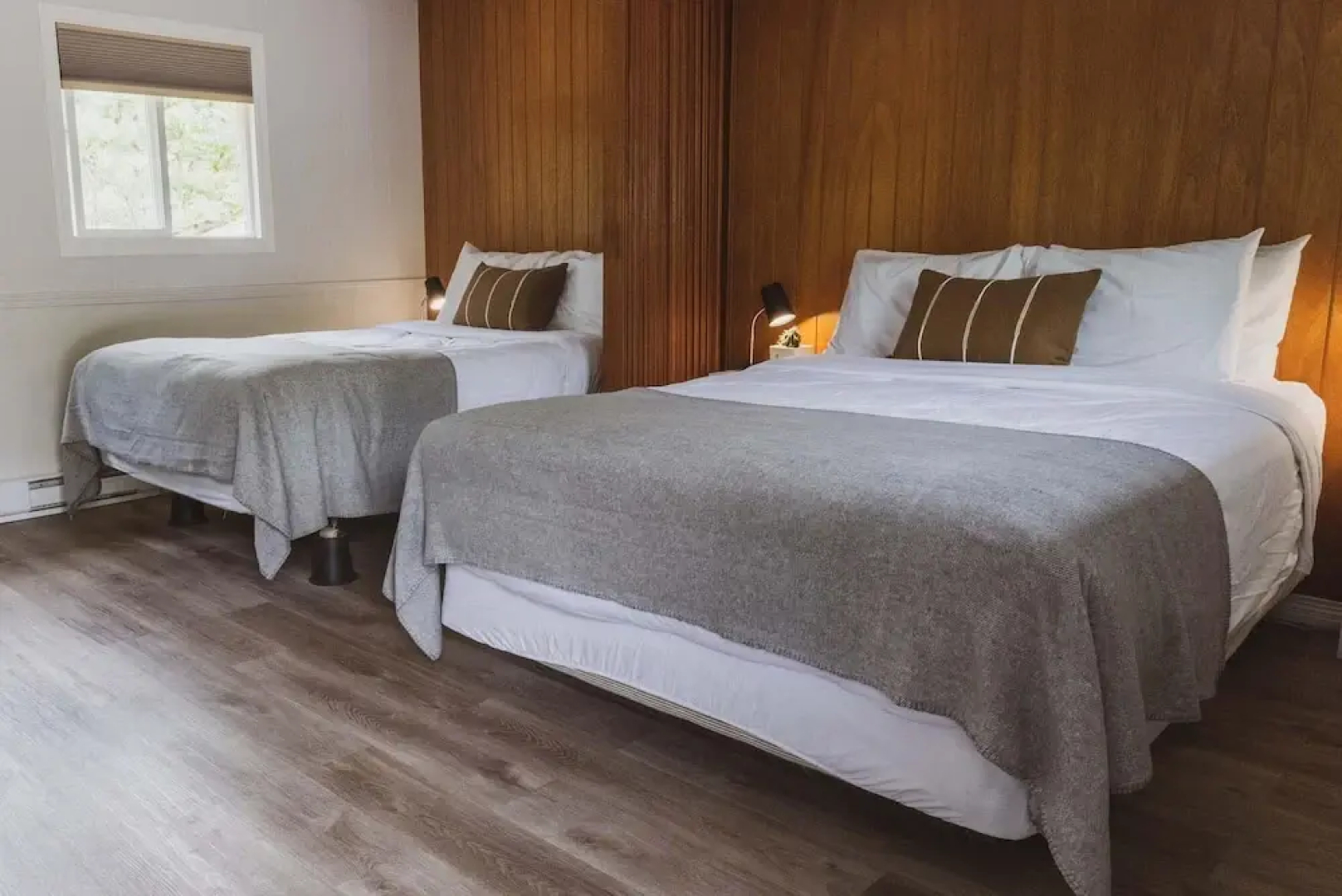 Barefoot Villas Room 4 Cedar