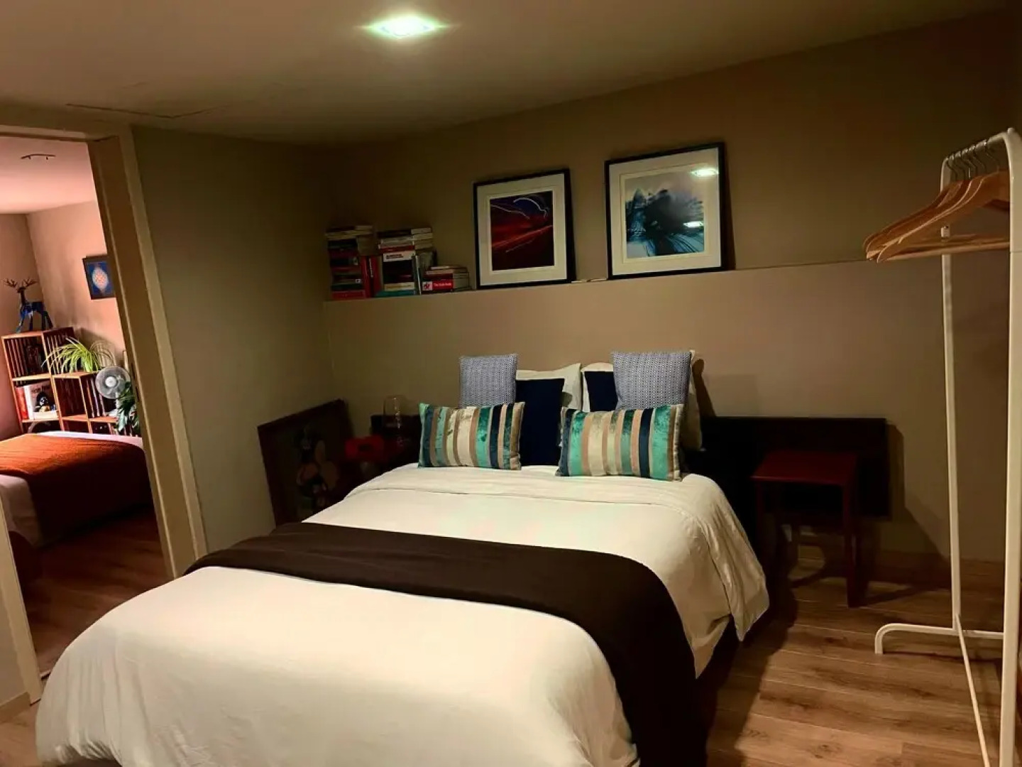 Visit Brussels, Ghent and Geraardsbergen: Huis1874