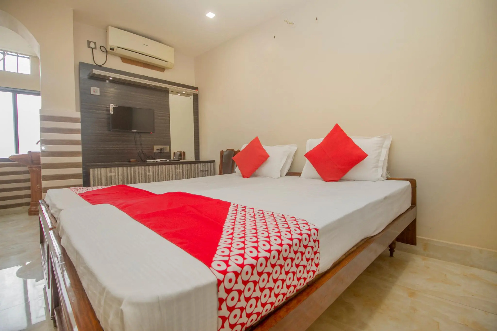 OYO 28862 Hotel Atithi Industries