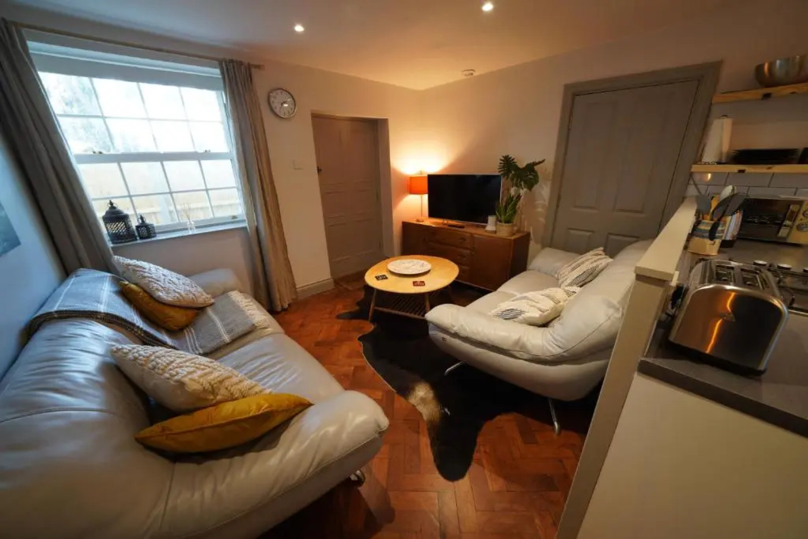 Stunning Coach House Apartment in Walmer Deal