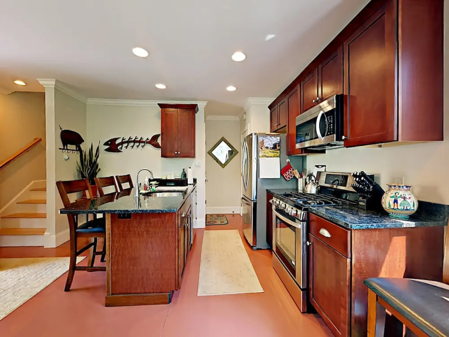 10 Ocean Street Cottage - 1 Br cottage by RedAwning